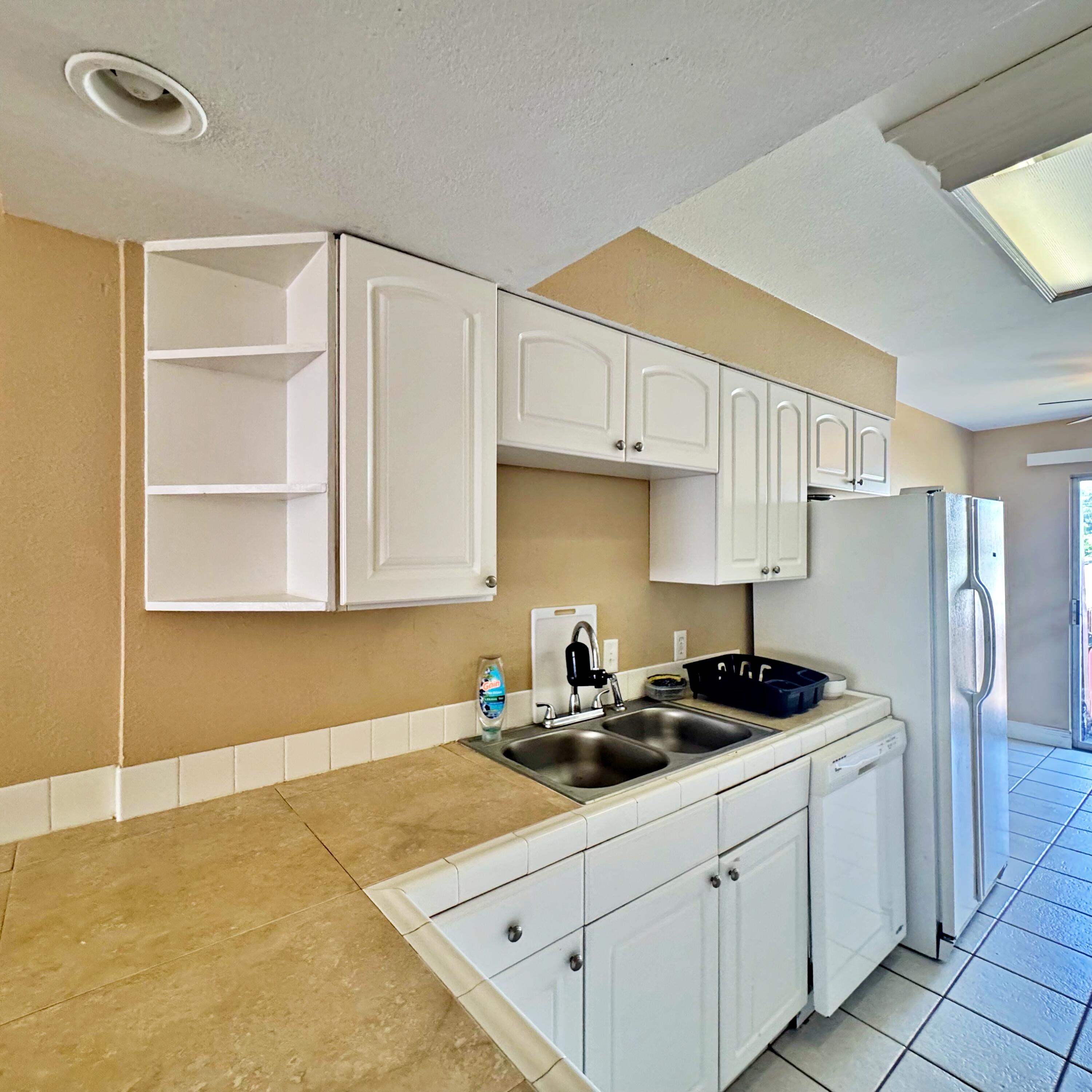 PIER ONE CONDO - Residential Lease