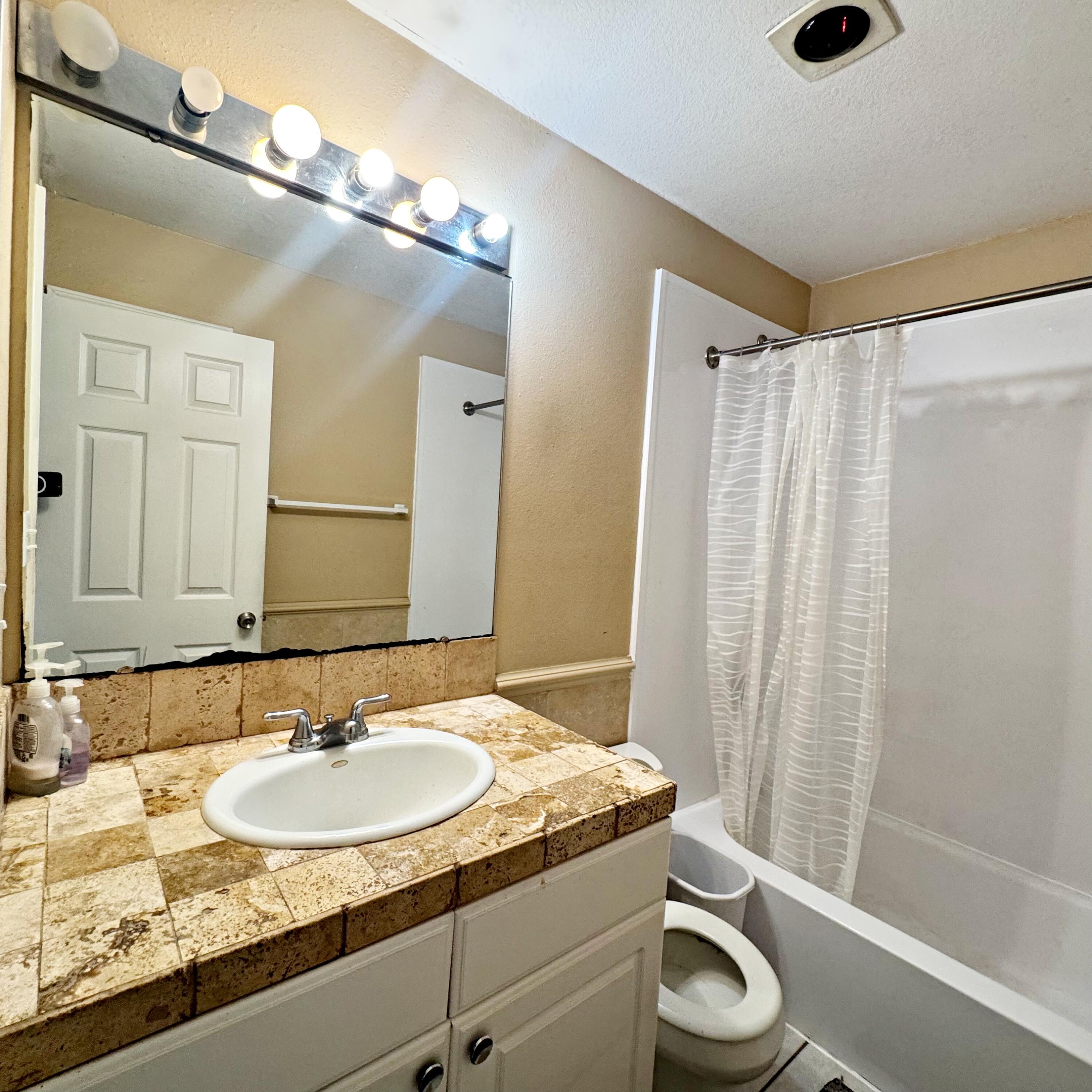 PIER ONE CONDO - Residential Lease