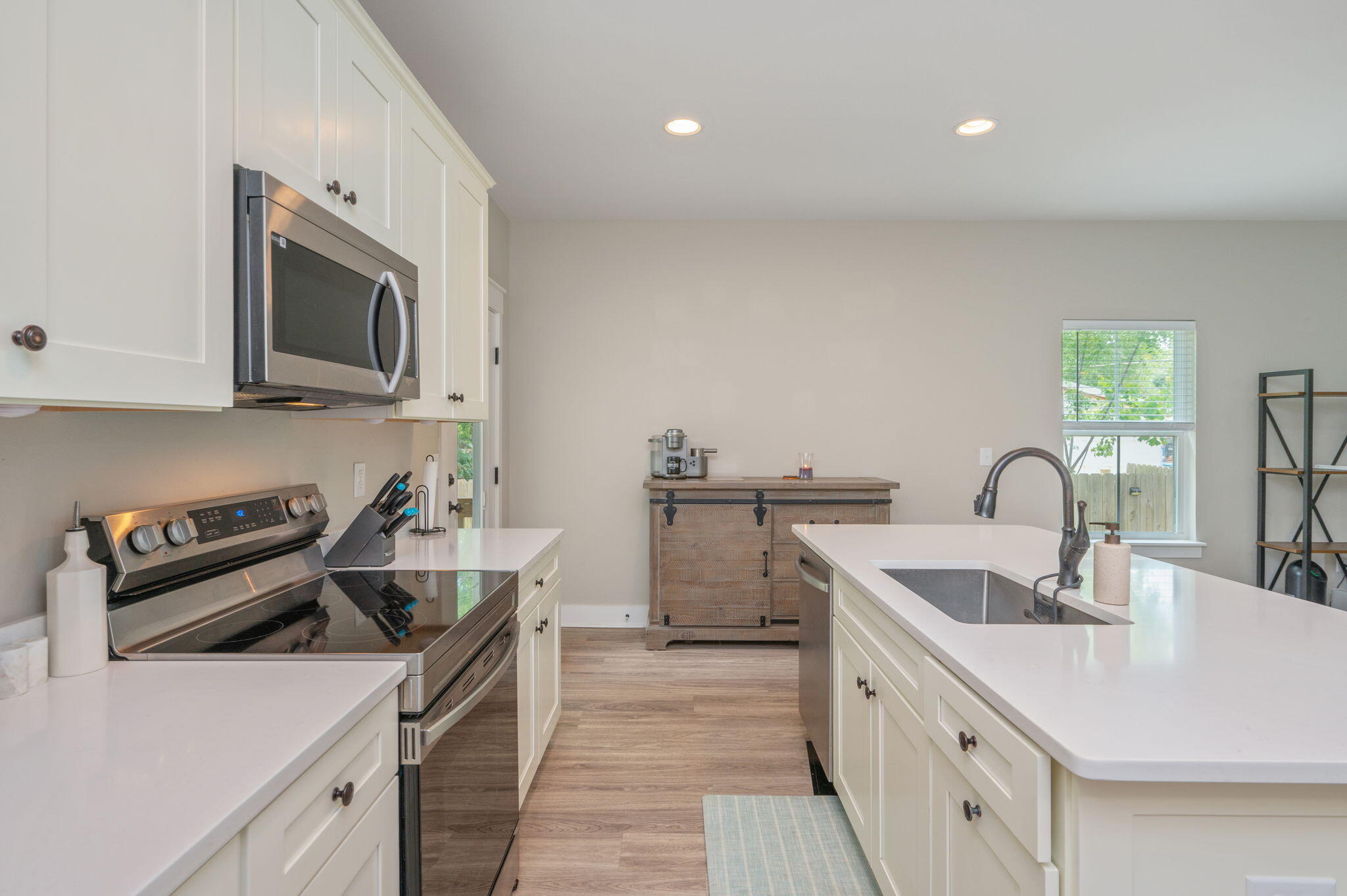 GARDEN CITY - Residential