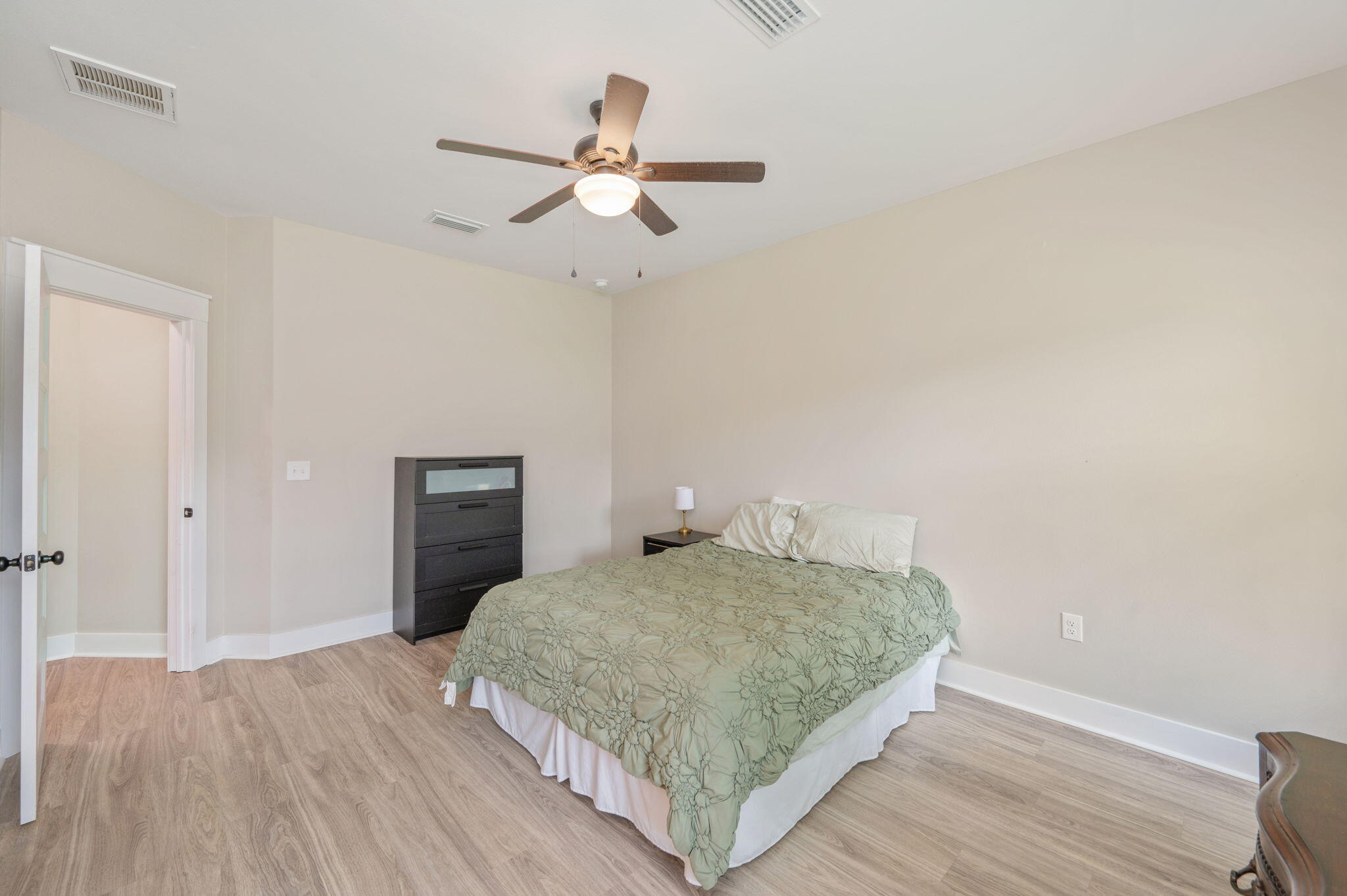 GARDEN CITY - Residential