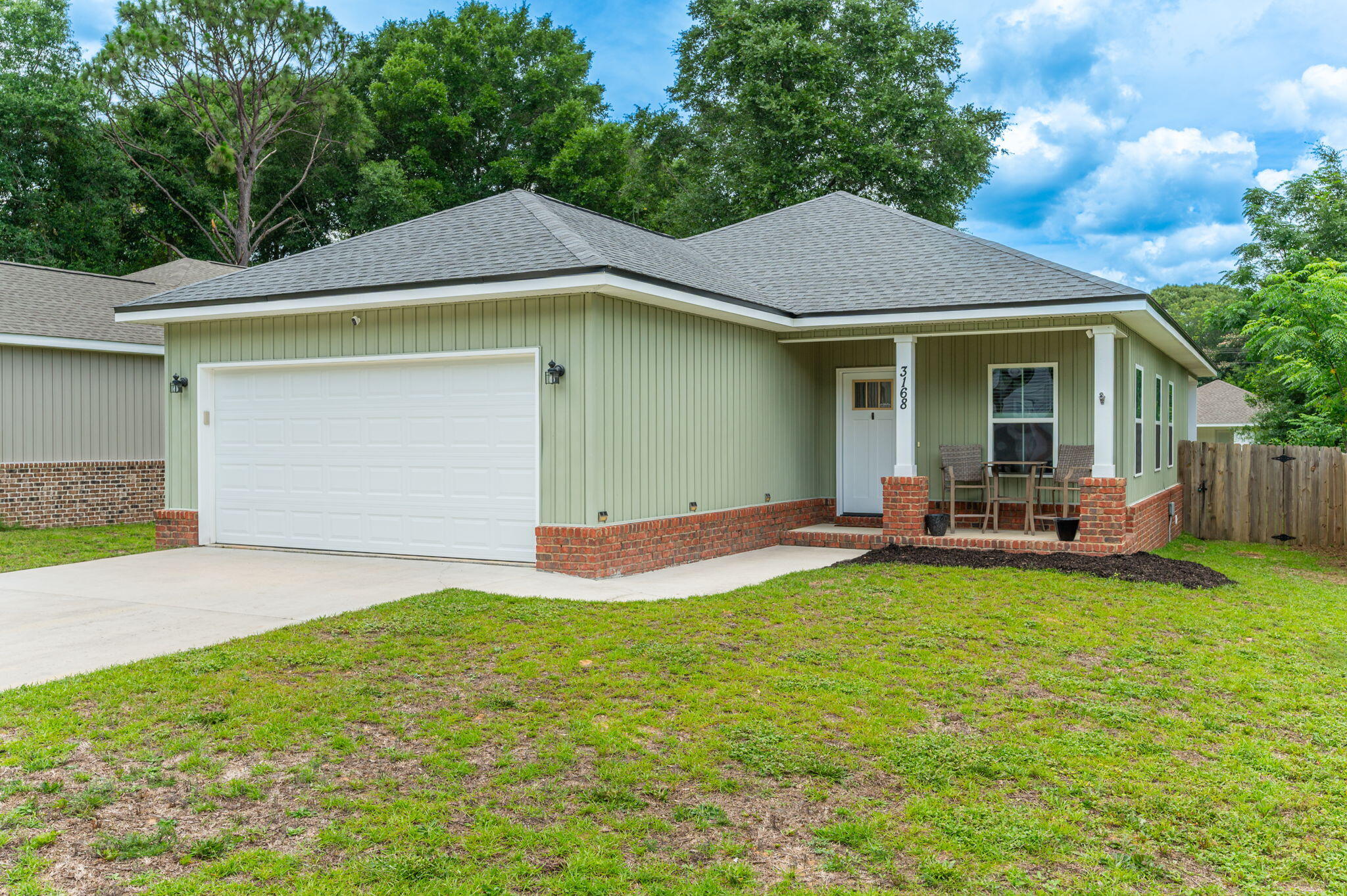 GARDEN CITY - Residential