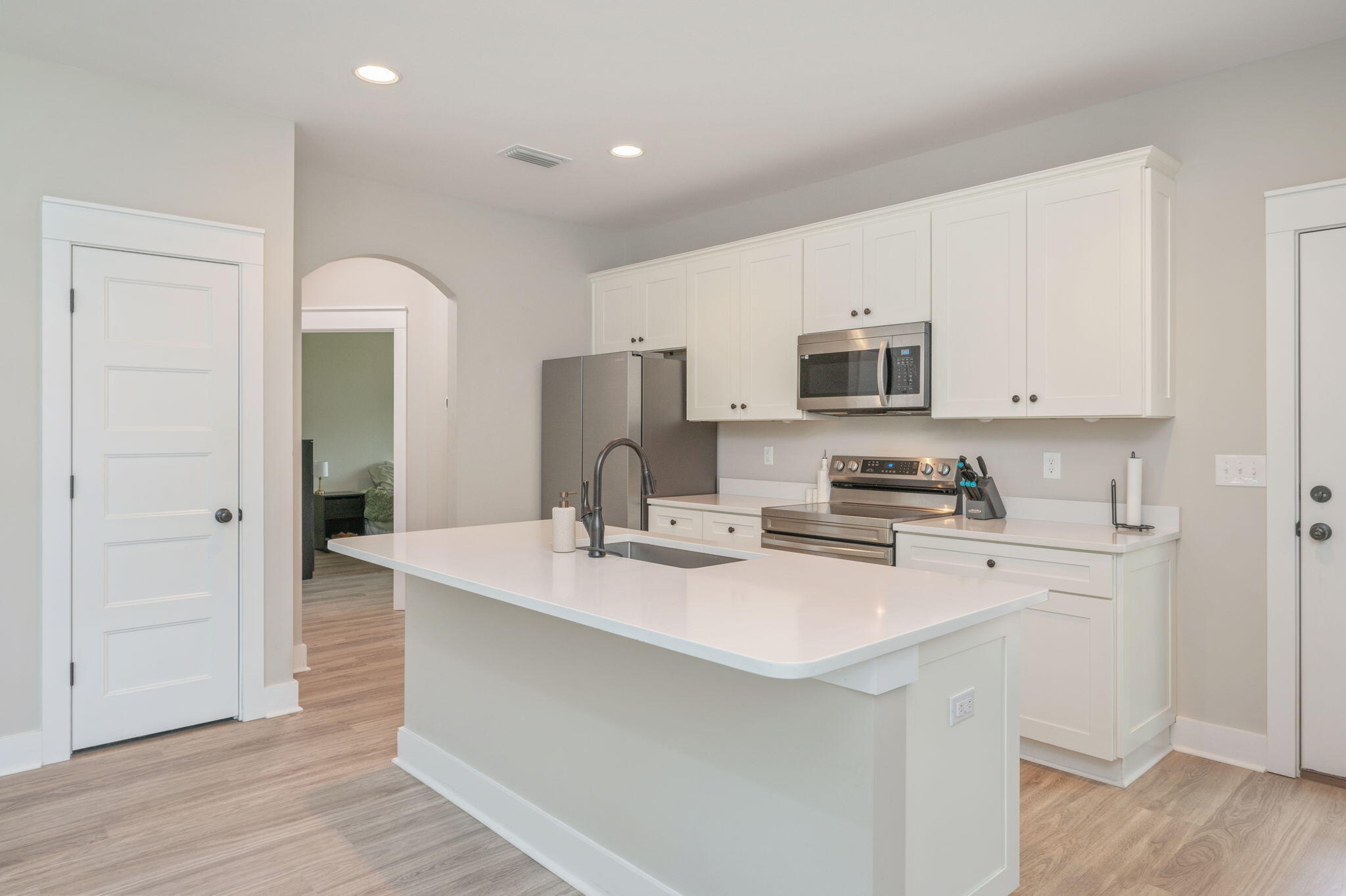 GARDEN CITY - Residential