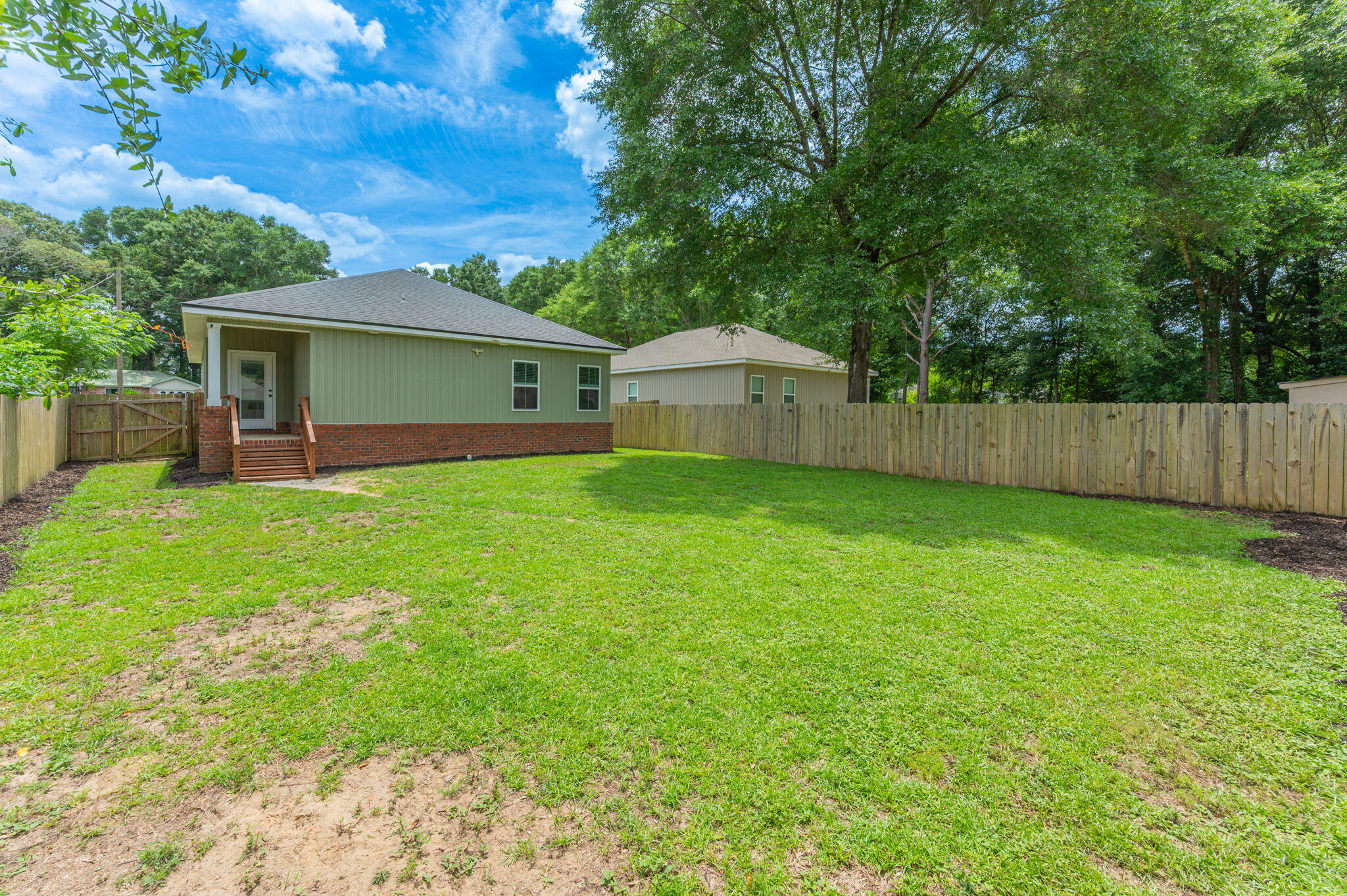 GARDEN CITY - Residential