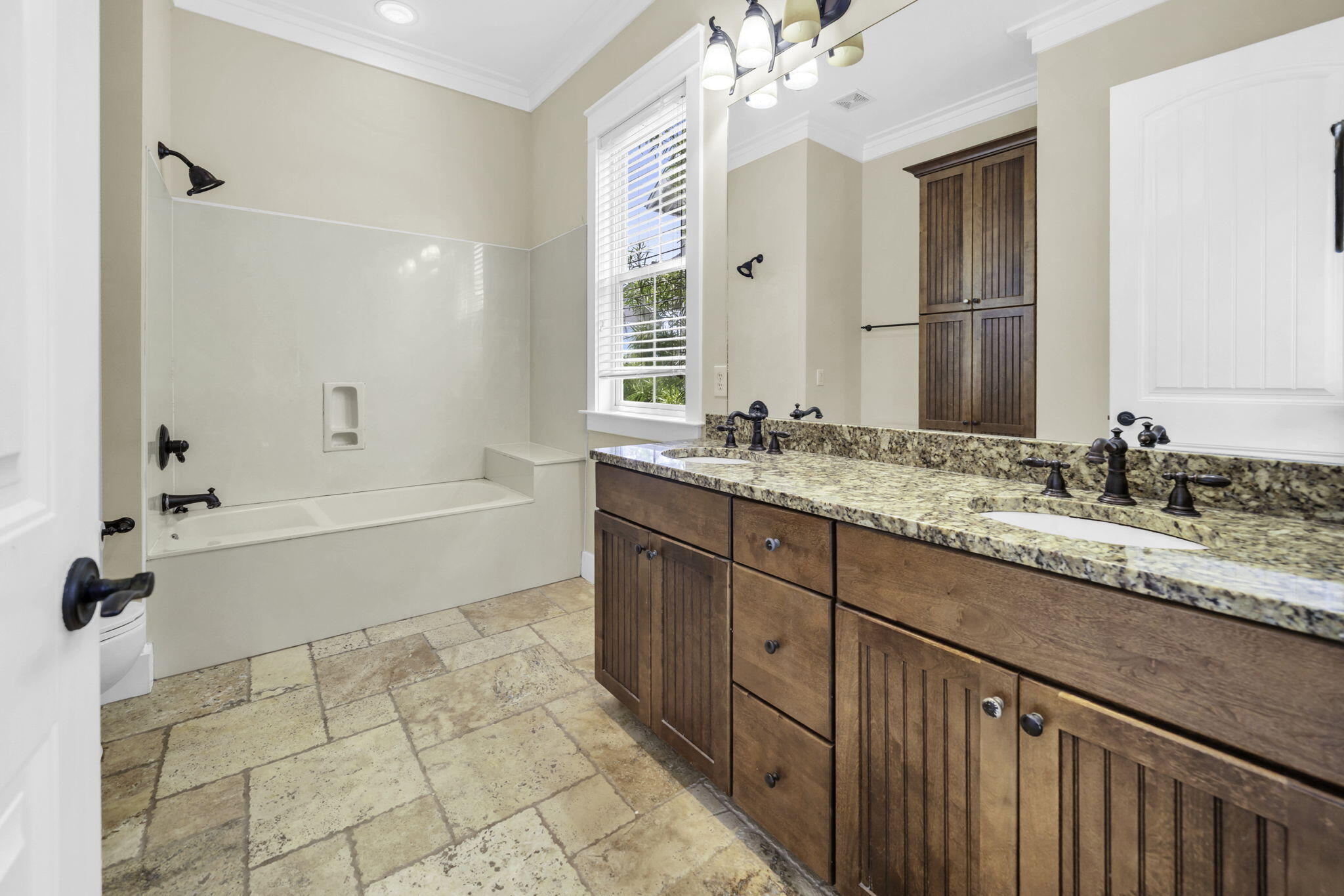 HARRISON'S WALK - Residential