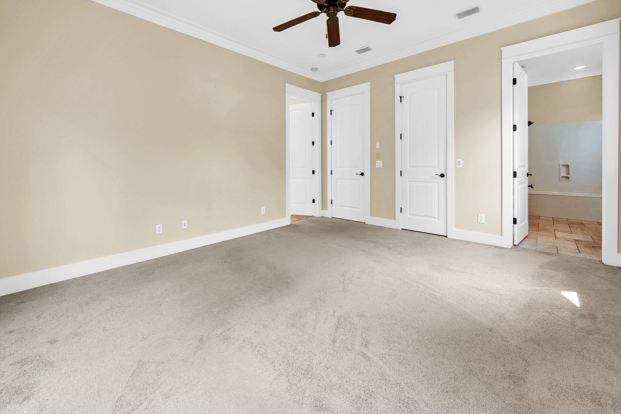 HARRISON'S WALK - Residential