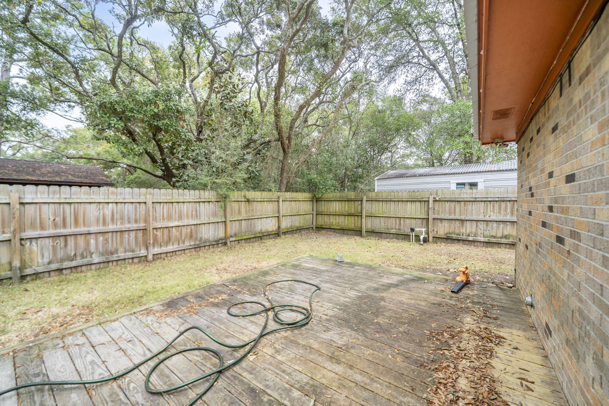 1020 PINETREE RD - Residential Lease