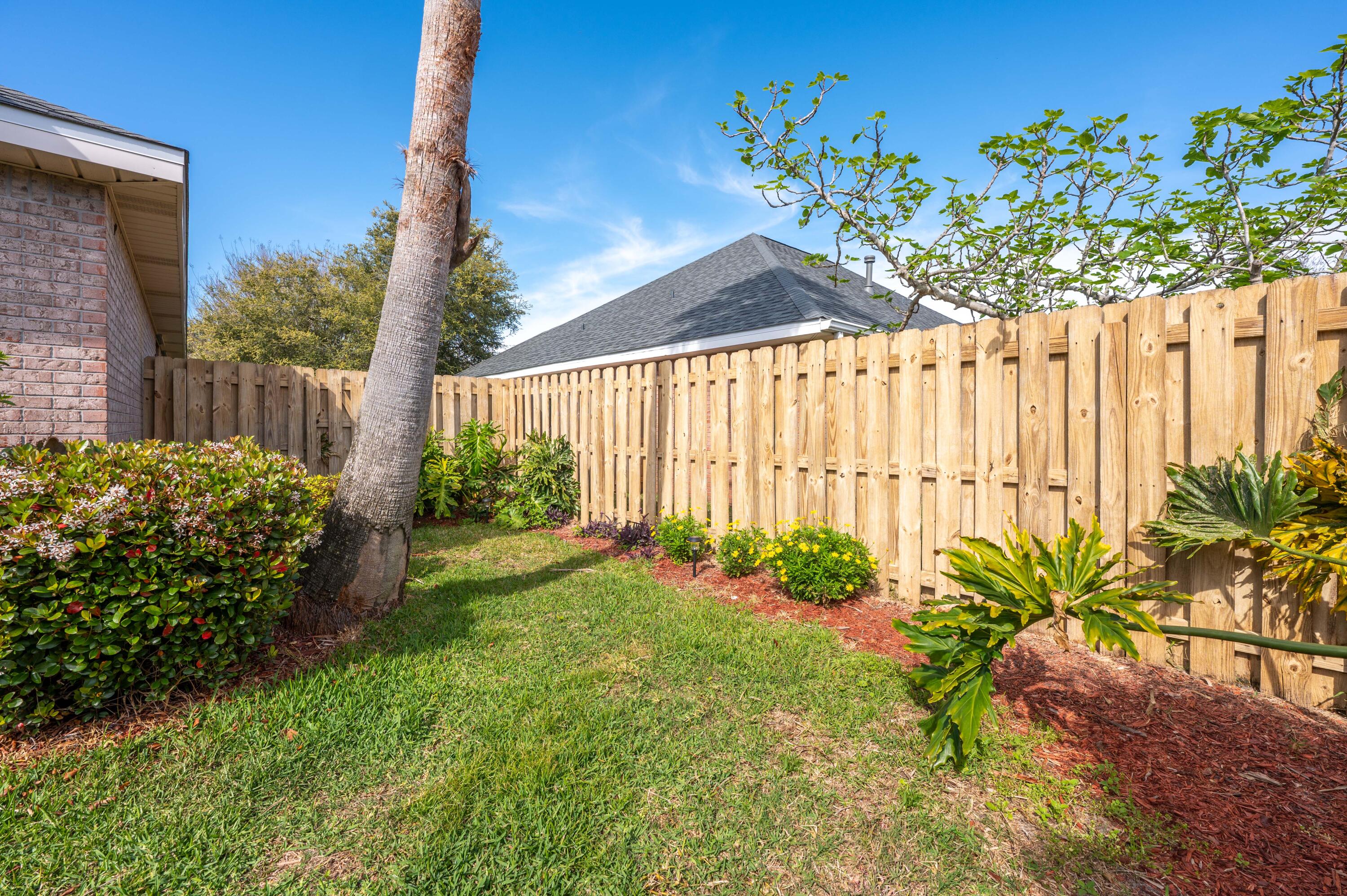 AVALON BEACH ESTATES - Residential