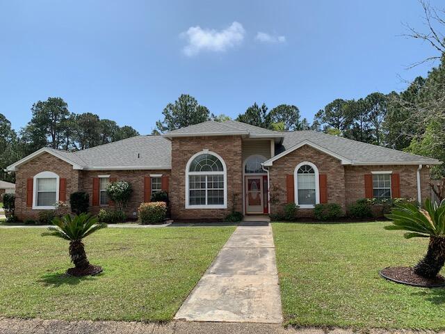 UPSCALE HOME IN OVERBROOK HAS 9 FOOT CEILINGS, TWO MASTER BEDROOMS WITH THEIR OWN PRIVATE BATHROOMS,  GLASSED IN FLORIDA ROOM WITH ITS OWN AIR CONDITIONING AND HEATING SYSTEM, SEPARATE BREAKFAST AND DINING AREAS, STAINLESS STEEL APPLIANCES, GRANITE COUNTER TOPS IN KITCHEN, LARGE PANTRY, JACUZZI AND SEPARATE SHOWER IN SPACIOUS MASTER BEDROOM WITH DUAL SINKS,  OVERSIZED GARAGE WITH HURRICANE RATED DOOR AND OPENER, INTERIOR LAUNDRY ROOM WITH SINK,LAWN PUMP AND SPRINKLER SYSTEM, PRIVACY FENCING.  SO MUCH FOR SO LITTLE!!