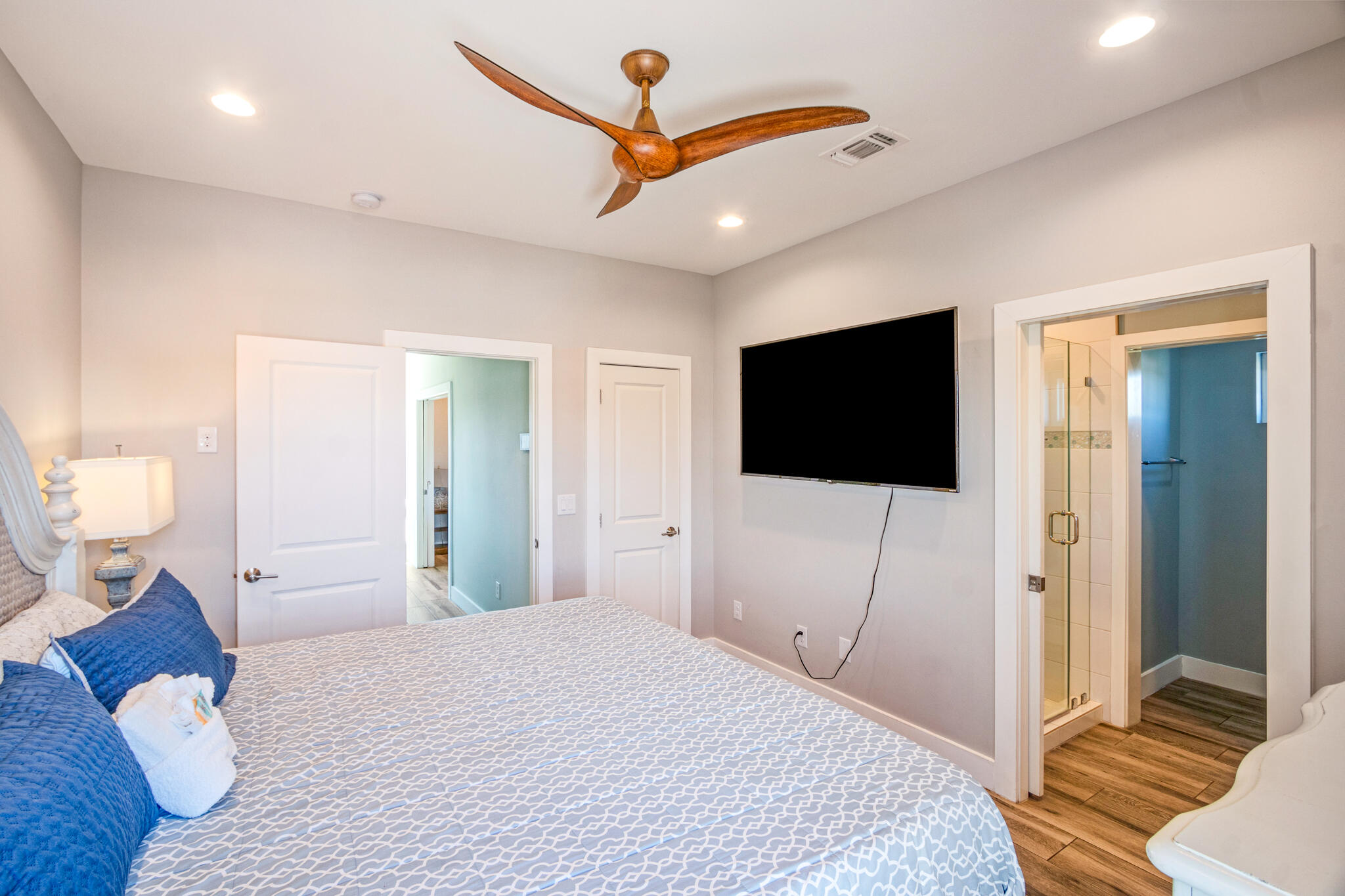 FRANGISTA BEACH 2ND ADDN - Residential