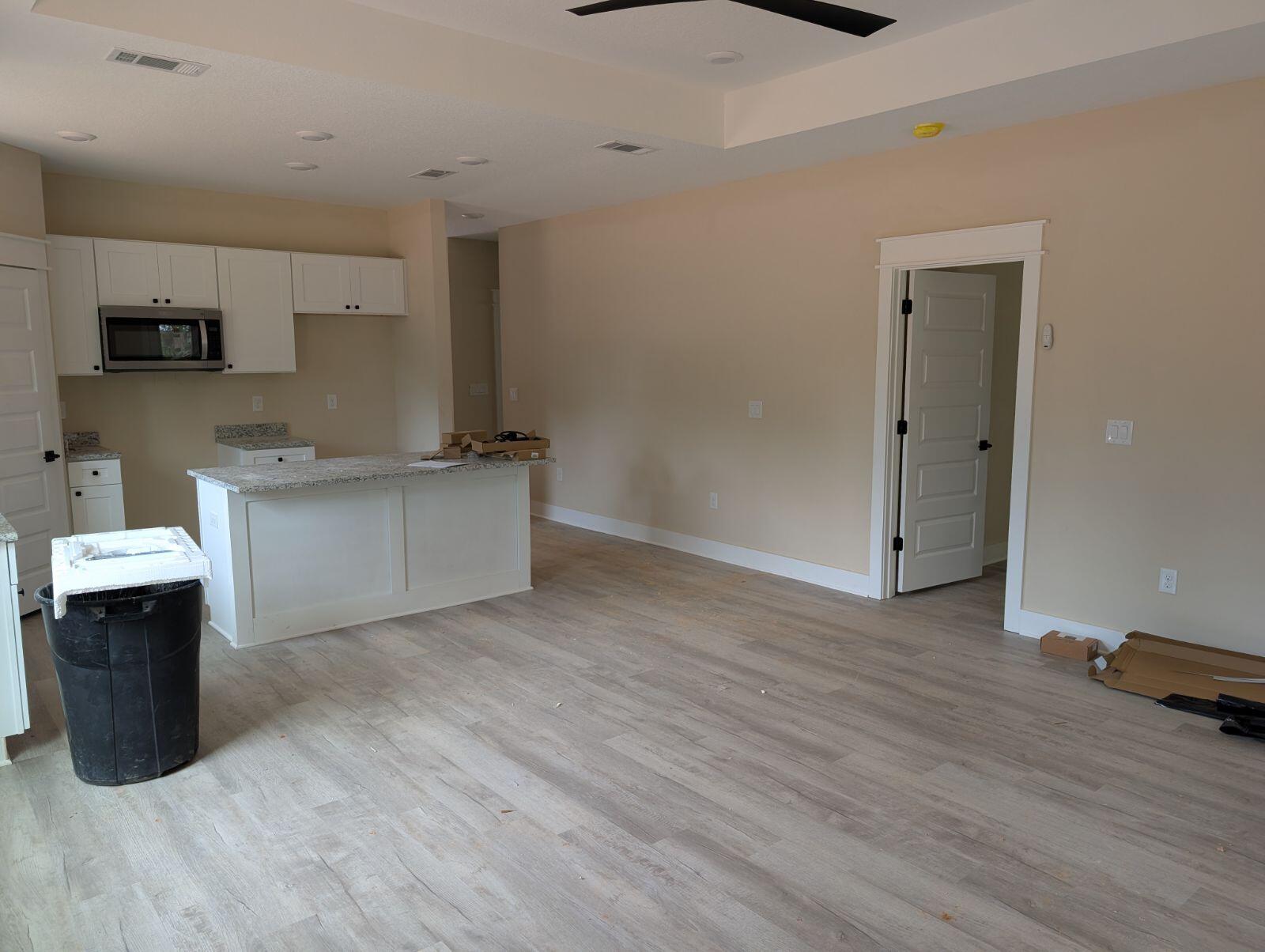 AVALON BEACH - Residential