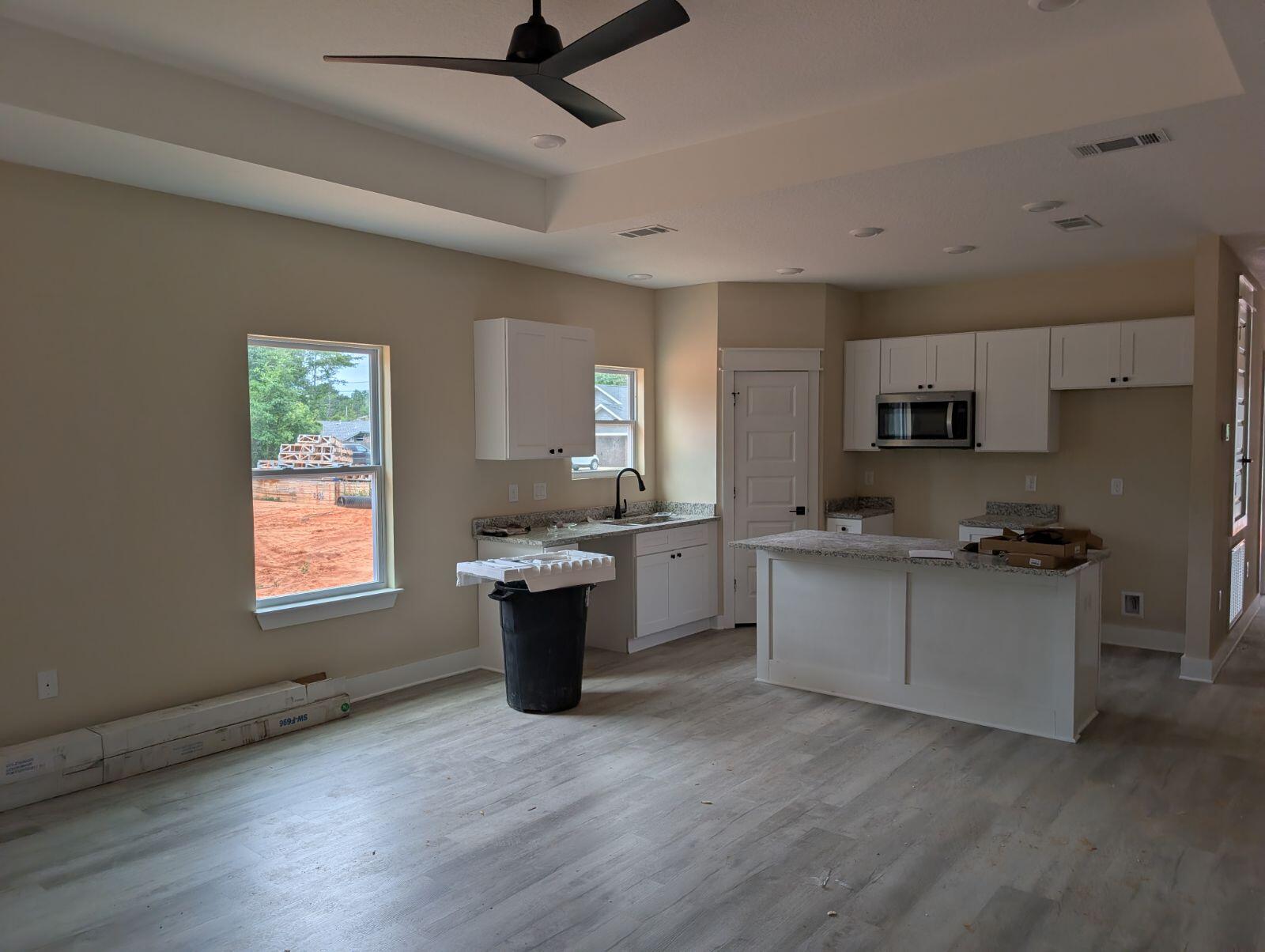 AVALON BEACH - Residential