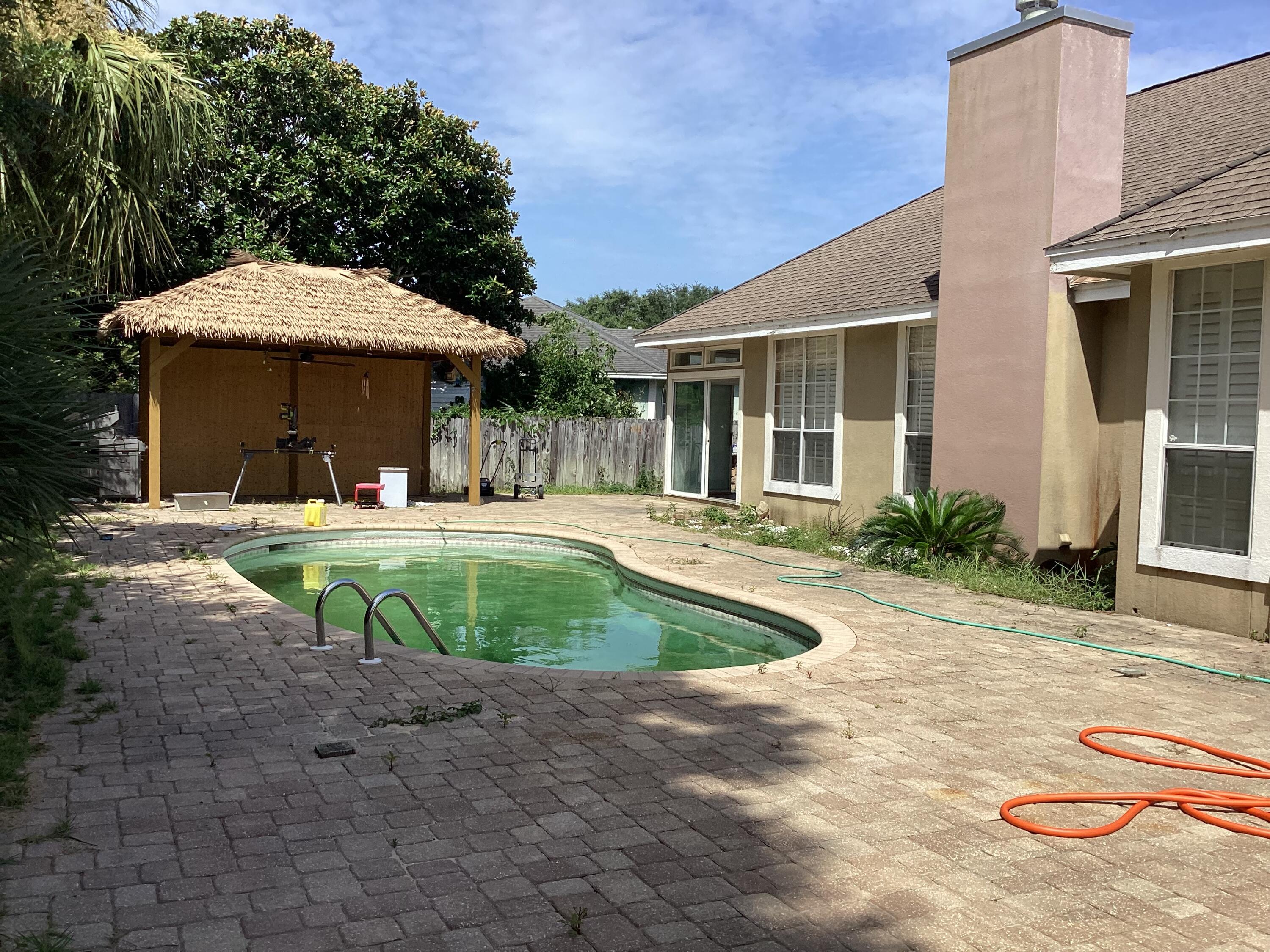 RIDGE WOOD MANOR - Residential