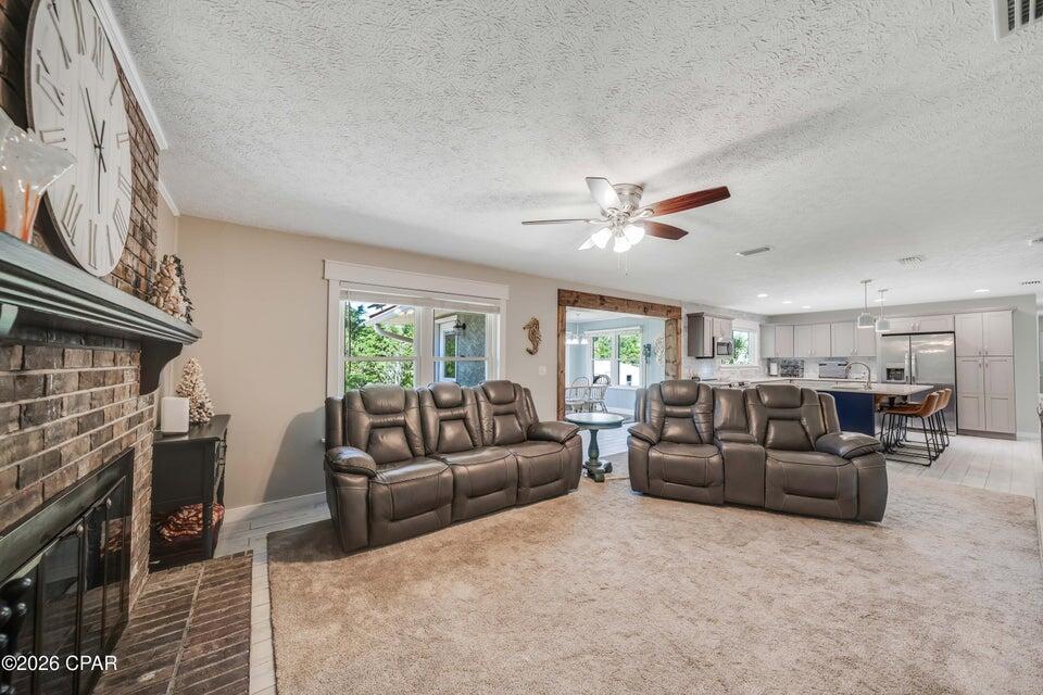 LYNN HAVEN - Residential