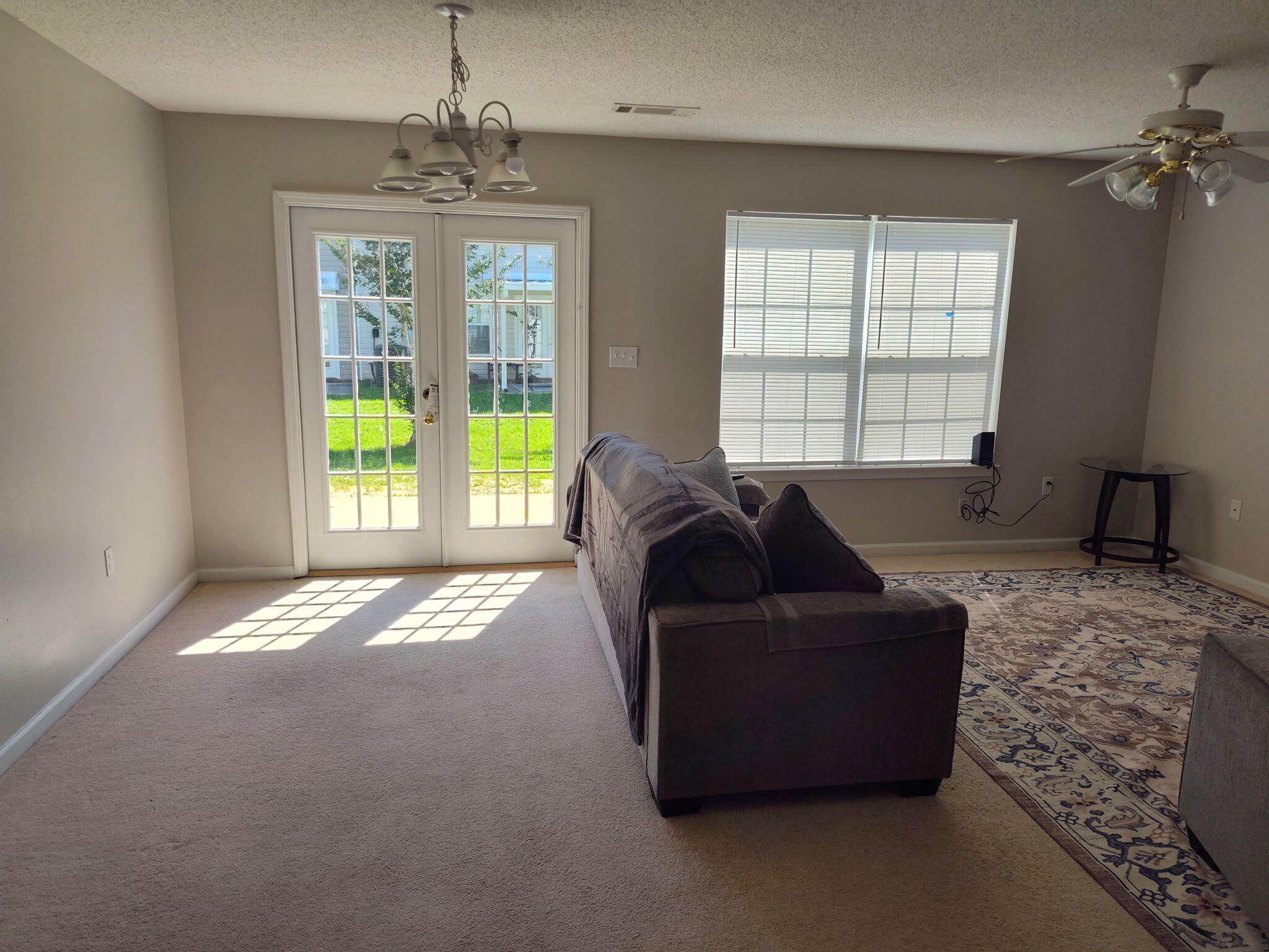 ROLLING PINES - Residential