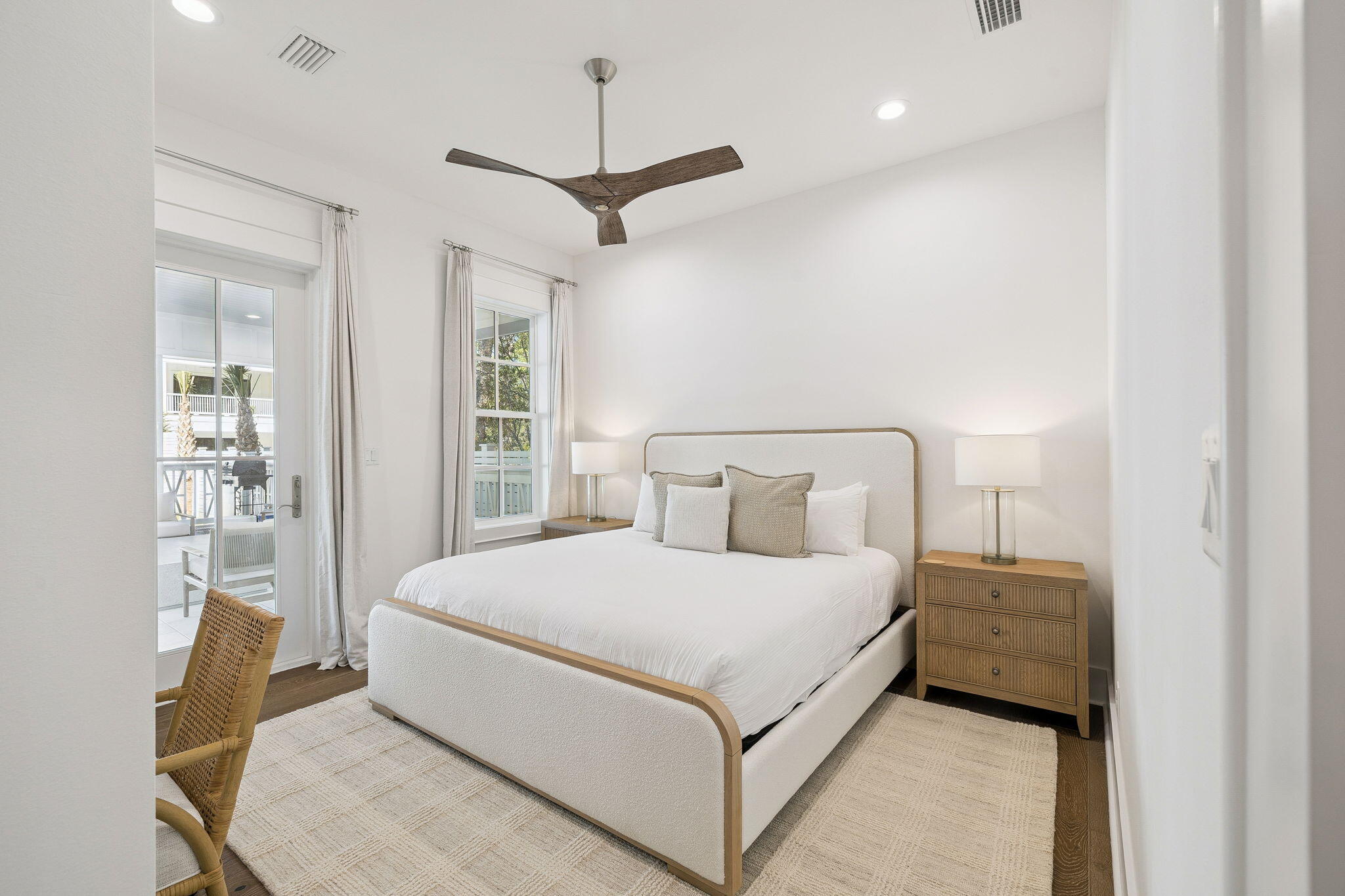 GULF SHORE MANOR - Residential