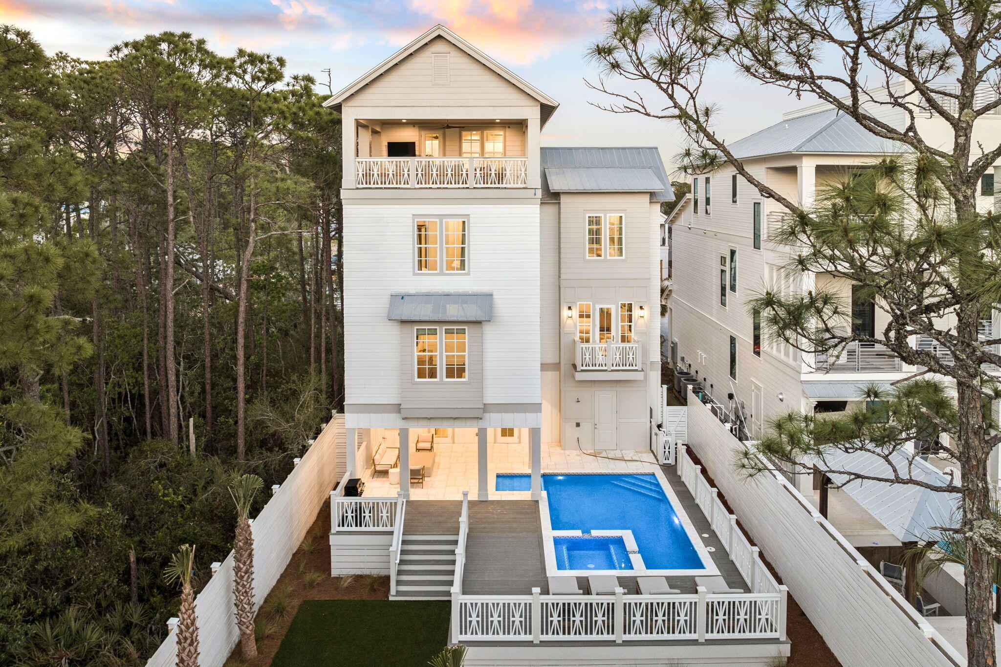 GULF SHORE MANOR - Residential