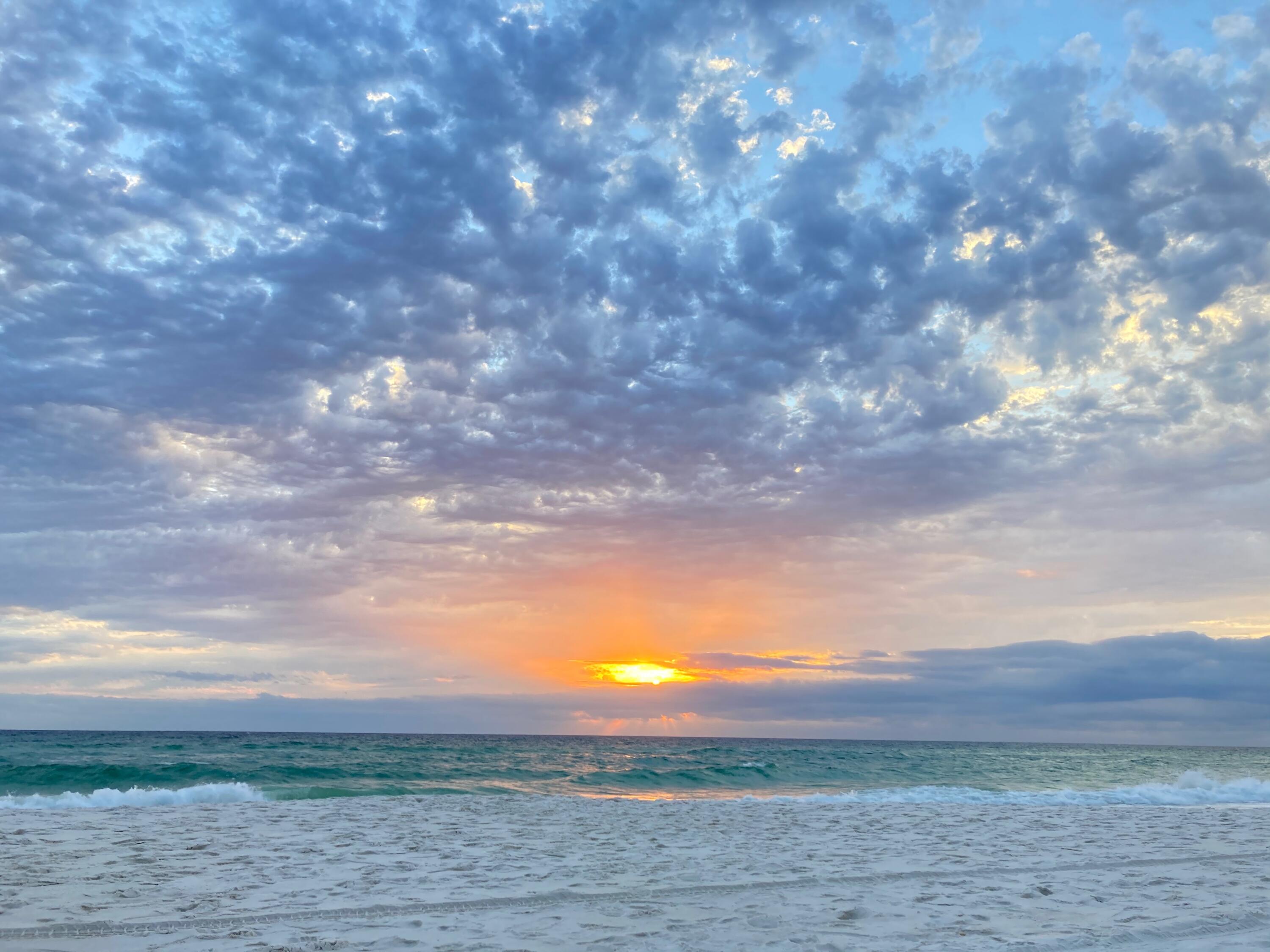 HOLIDAY BEACH UNIT 15 - Residential