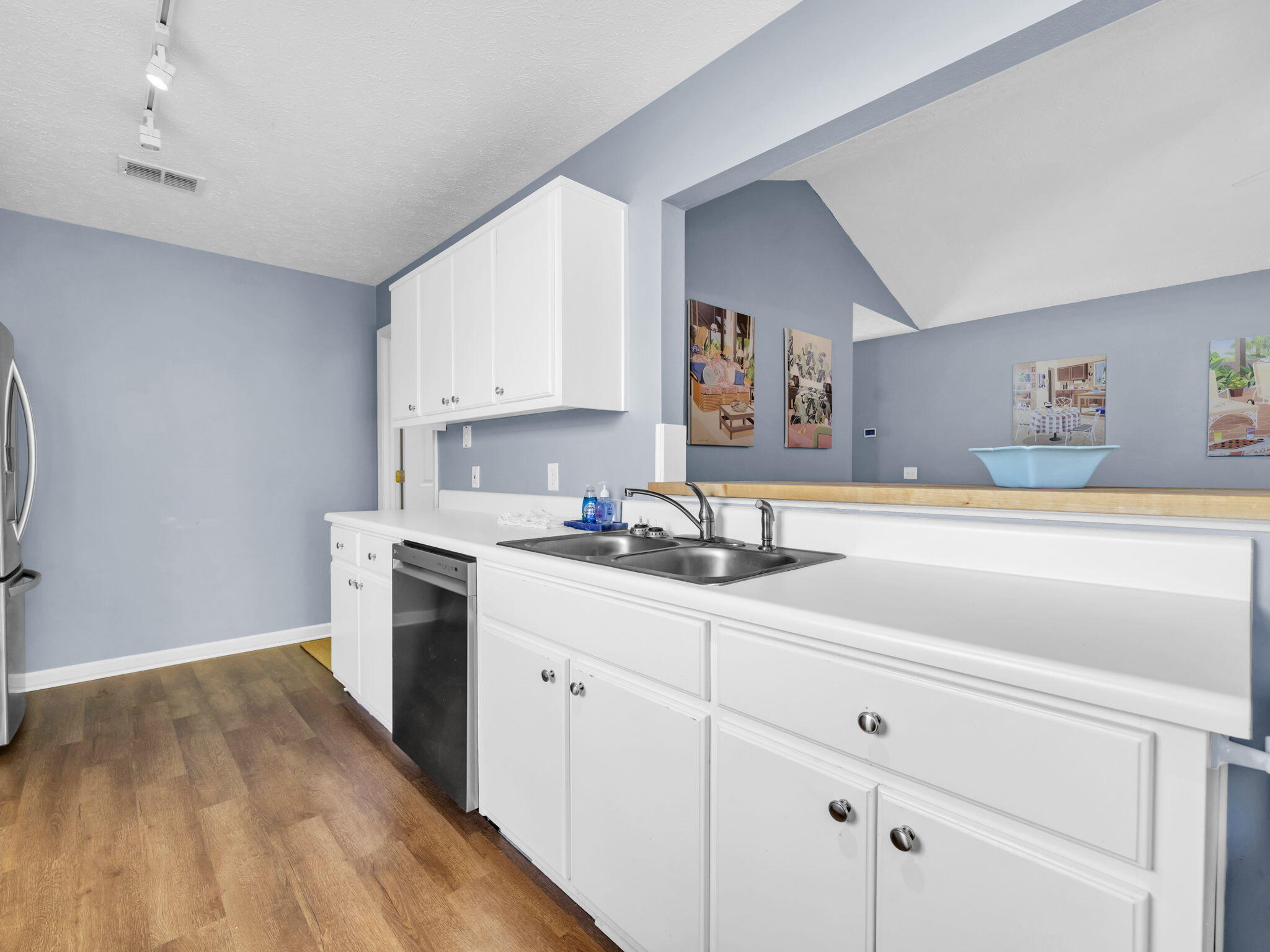 HOLIDAY BEACH UNIT 15 - Residential