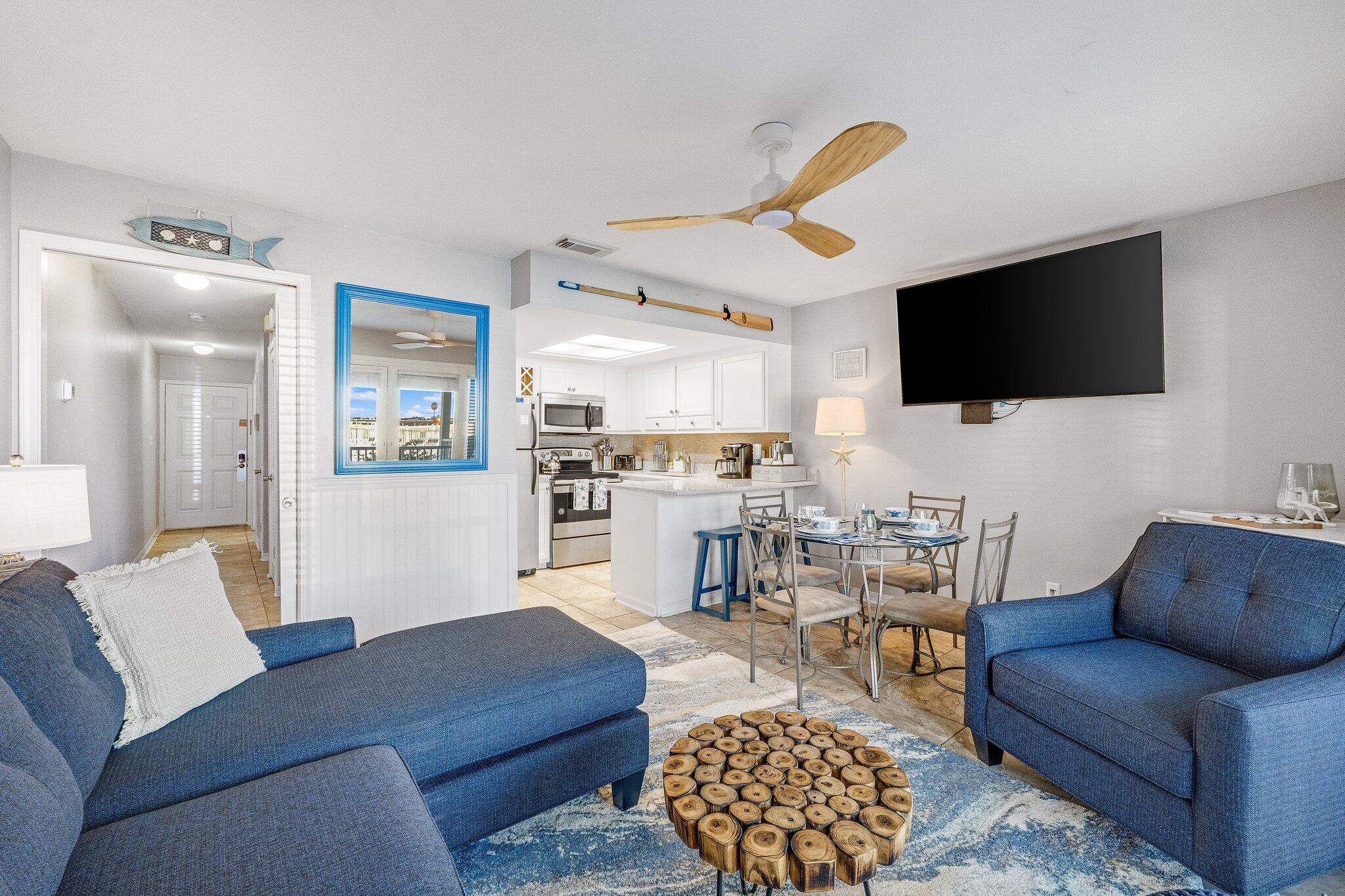 SUMMER BREEZE CONDO - Residential