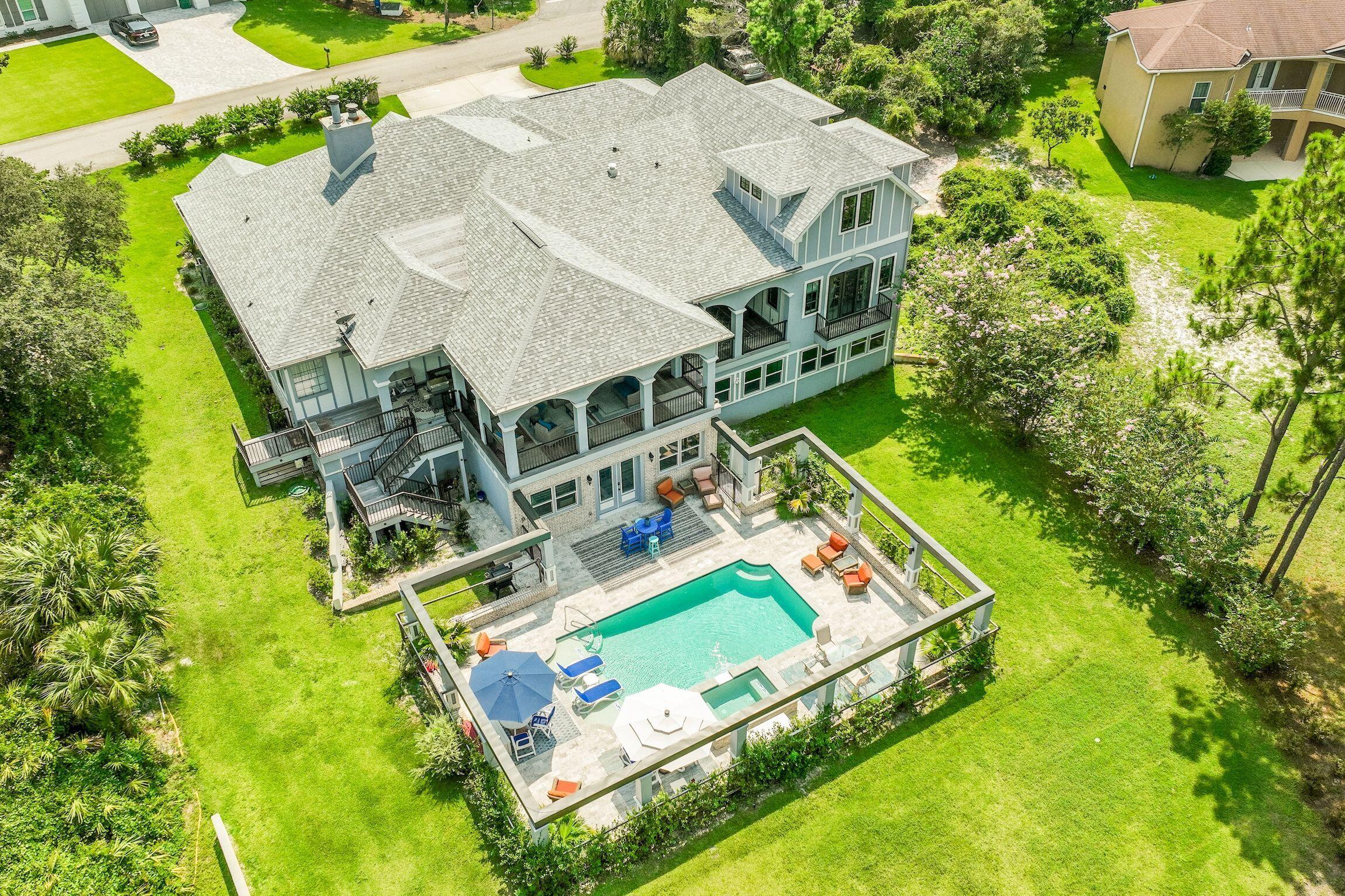 COUNTRY CLUB HILLS - Residential