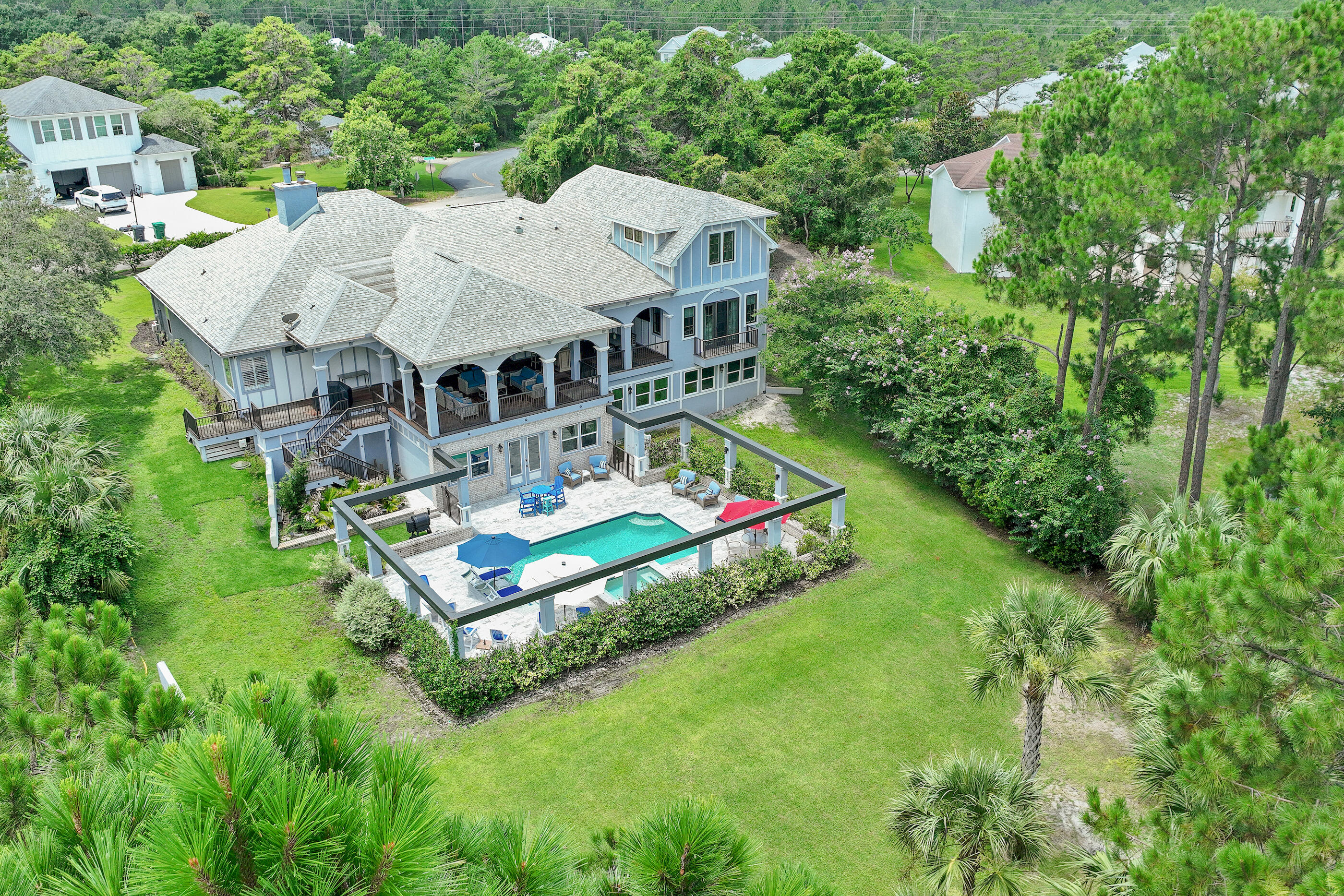 COUNTRY CLUB HILLS - Residential