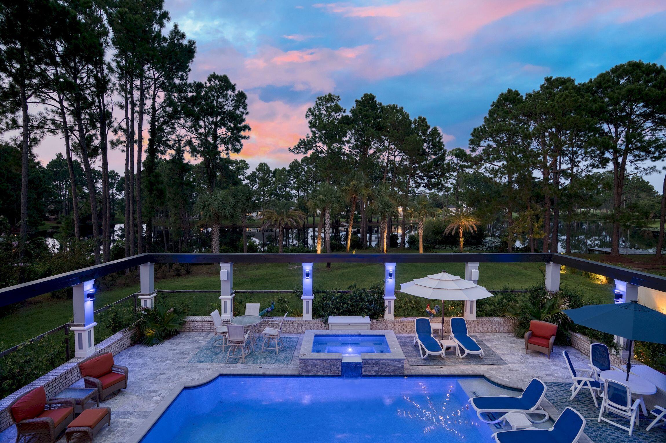 COUNTRY CLUB HILLS - Residential