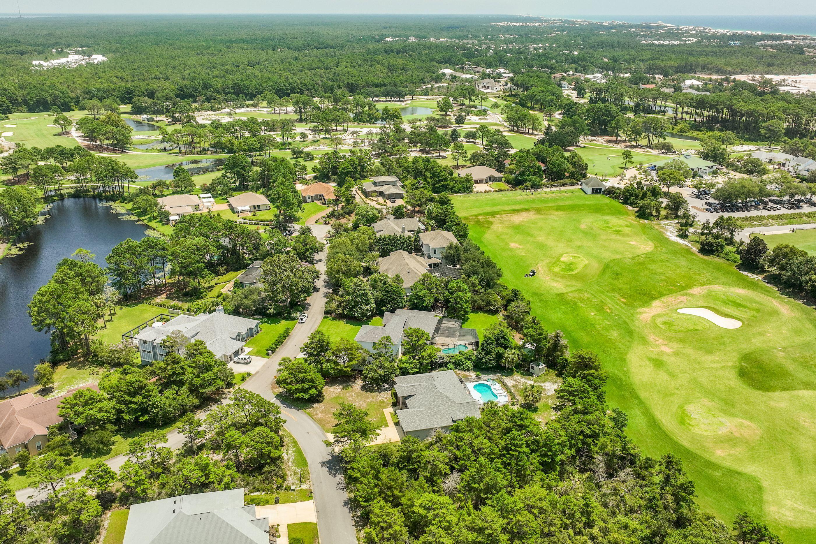 COUNTRY CLUB HILLS - Residential