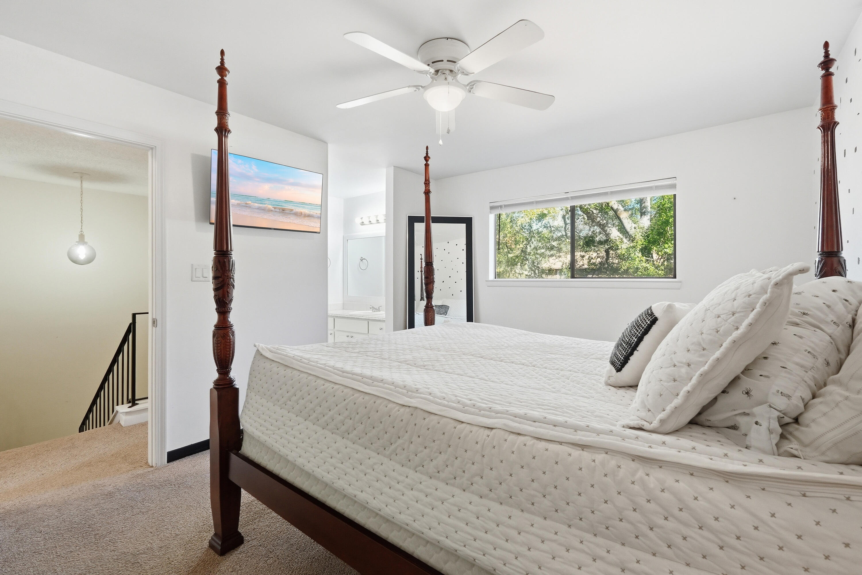 WHISPERING OAKS - Residential