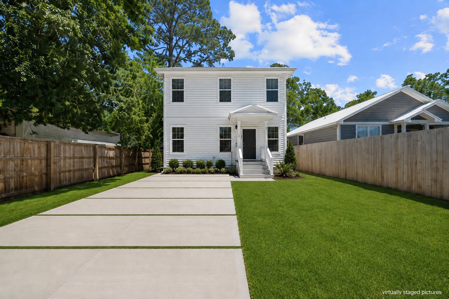 TOWN OF SANTA ROSA - Residential