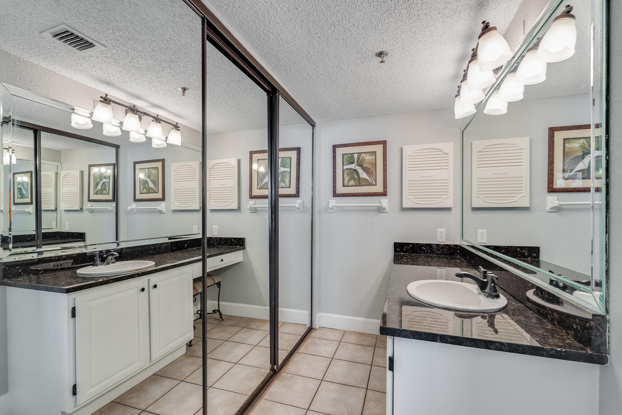 MAINSAIL CONDO PH 3 - Residential