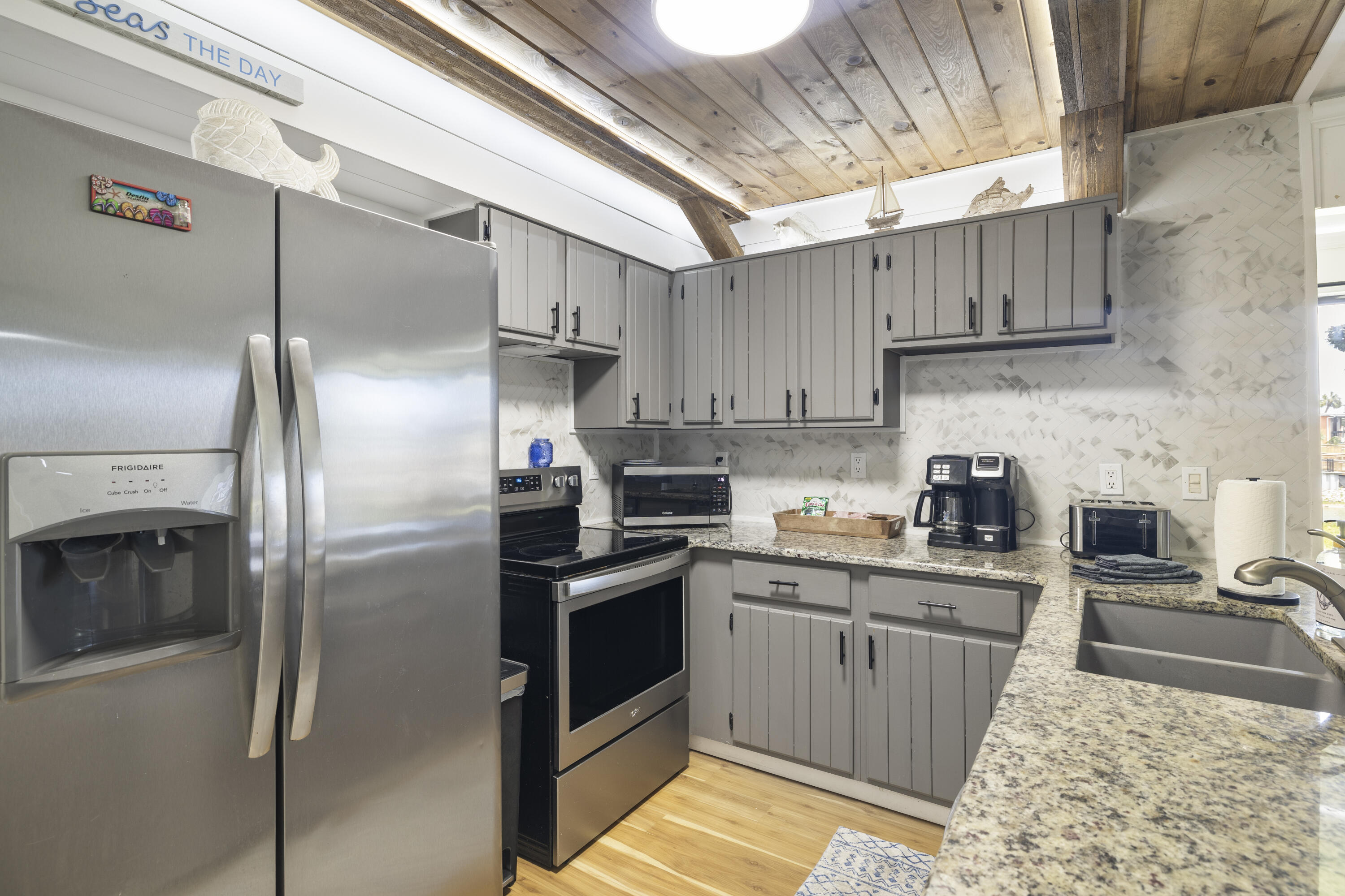 Gulf Terrace Condominium Association - Residential