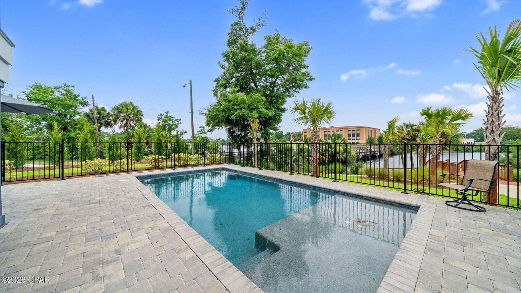 COVE THE - Residential