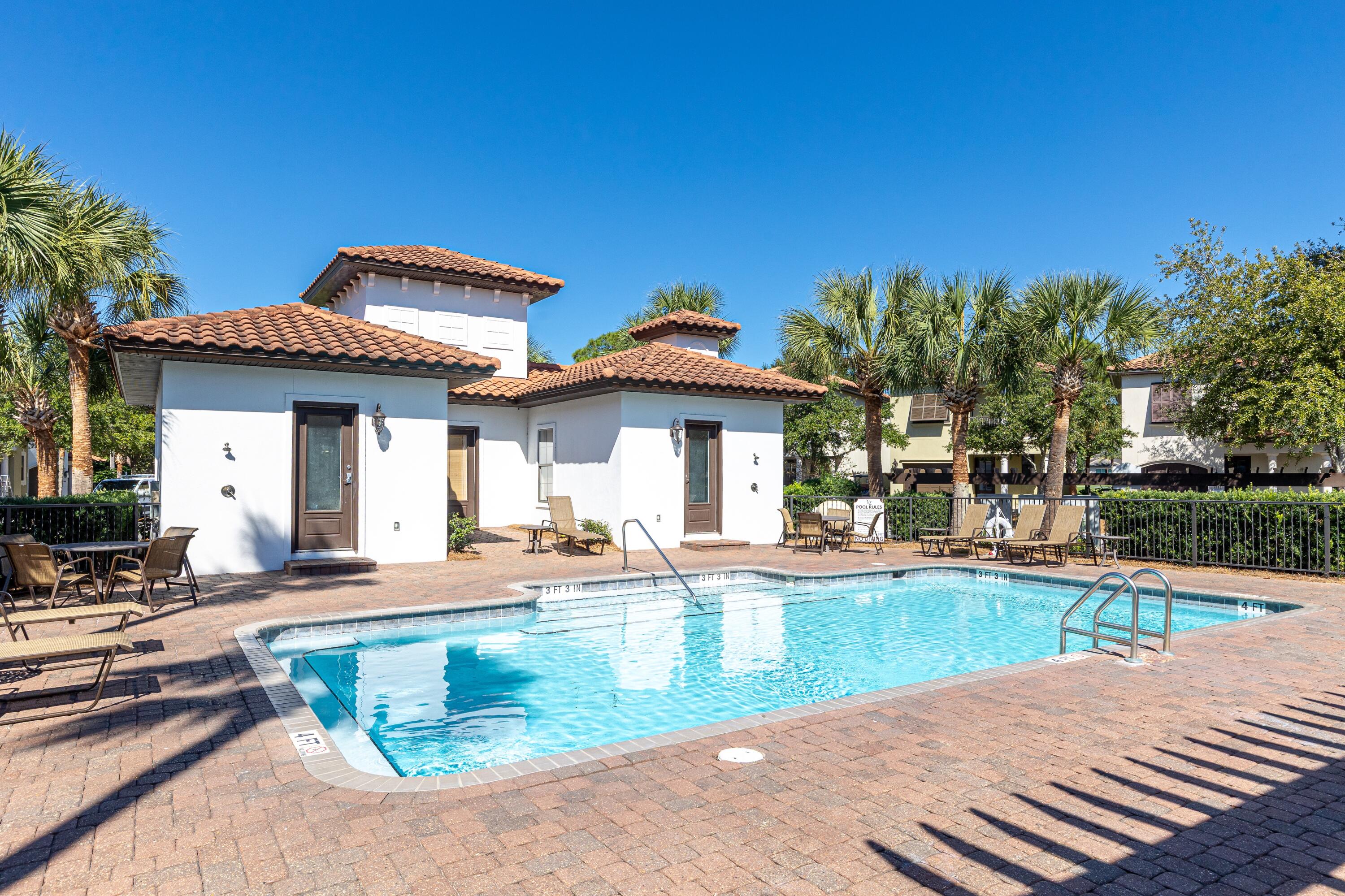 VILLA LAGO - Residential