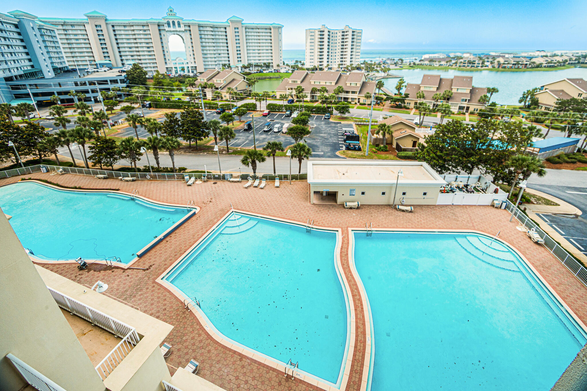 ARIEL DUNES II - Residential