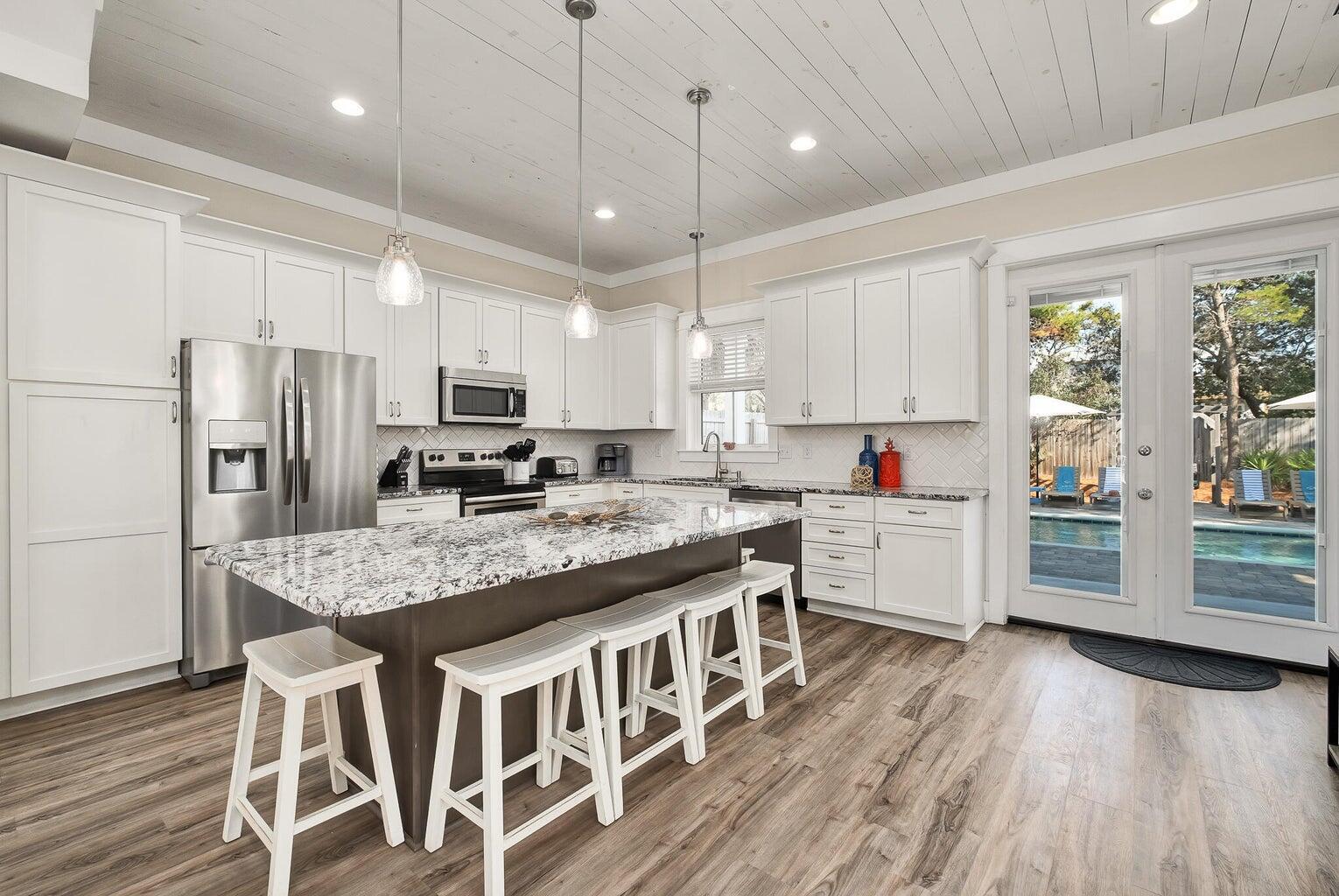 CRYSTAL BEACH - Residential