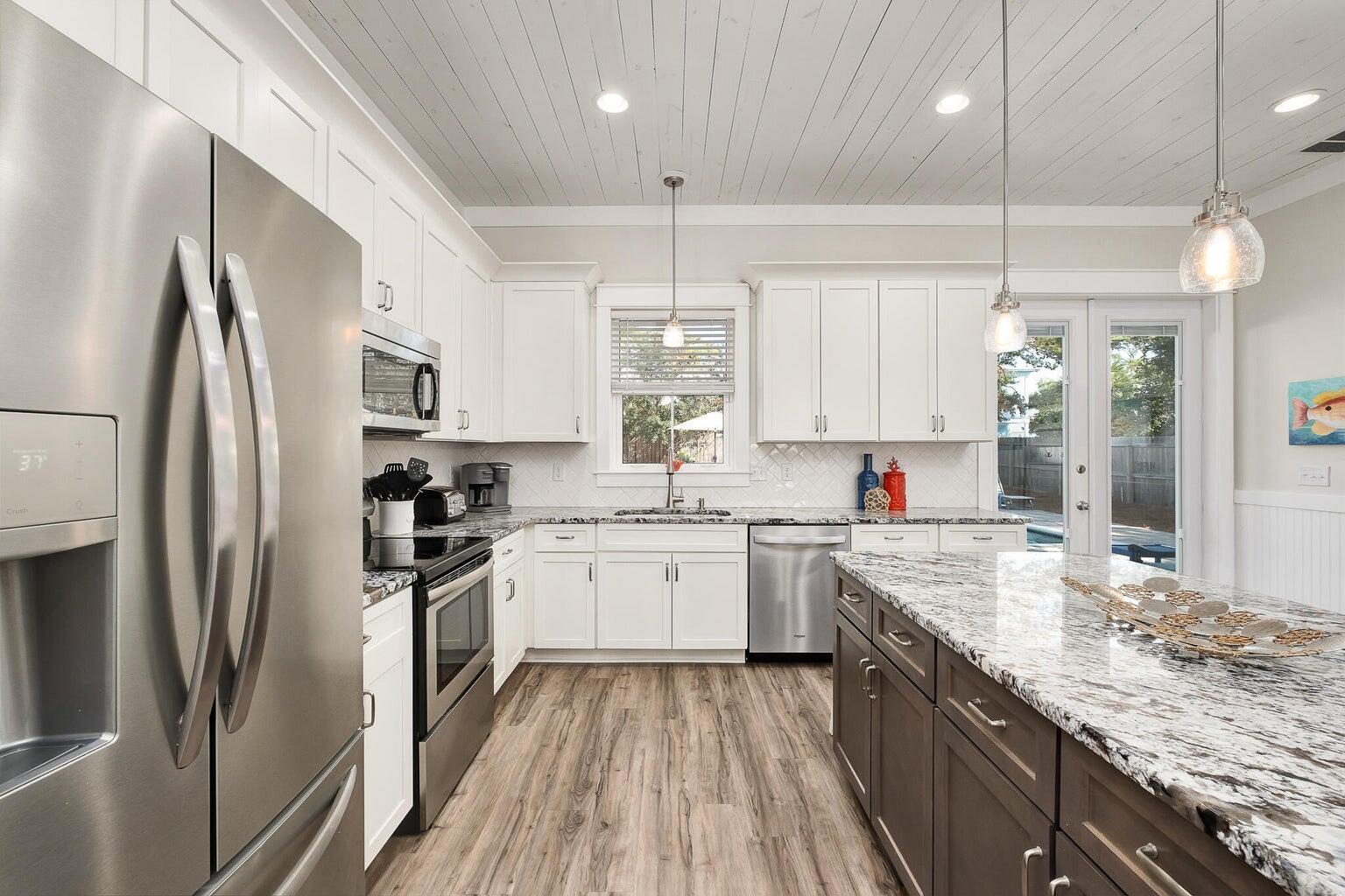 CRYSTAL BEACH - Residential