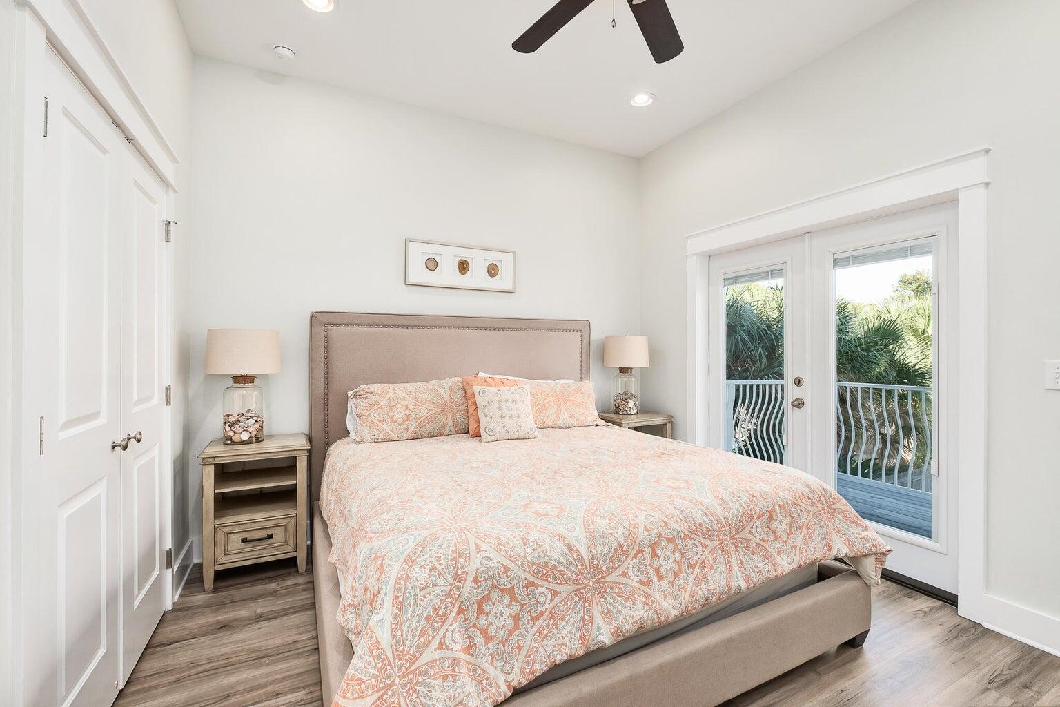CRYSTAL BEACH - Residential