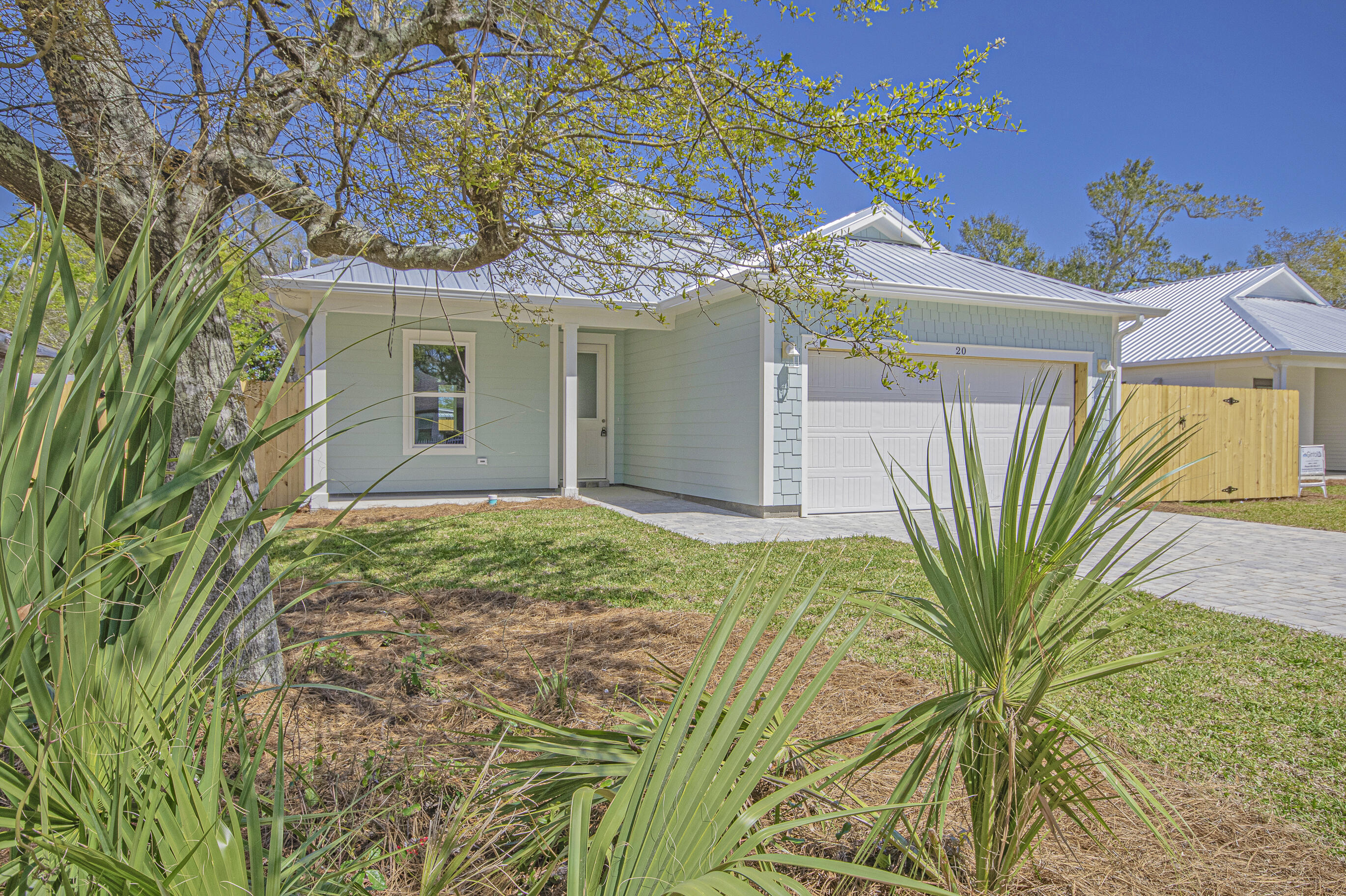 LONG POINT PARK 2ND ADDN - Residential
