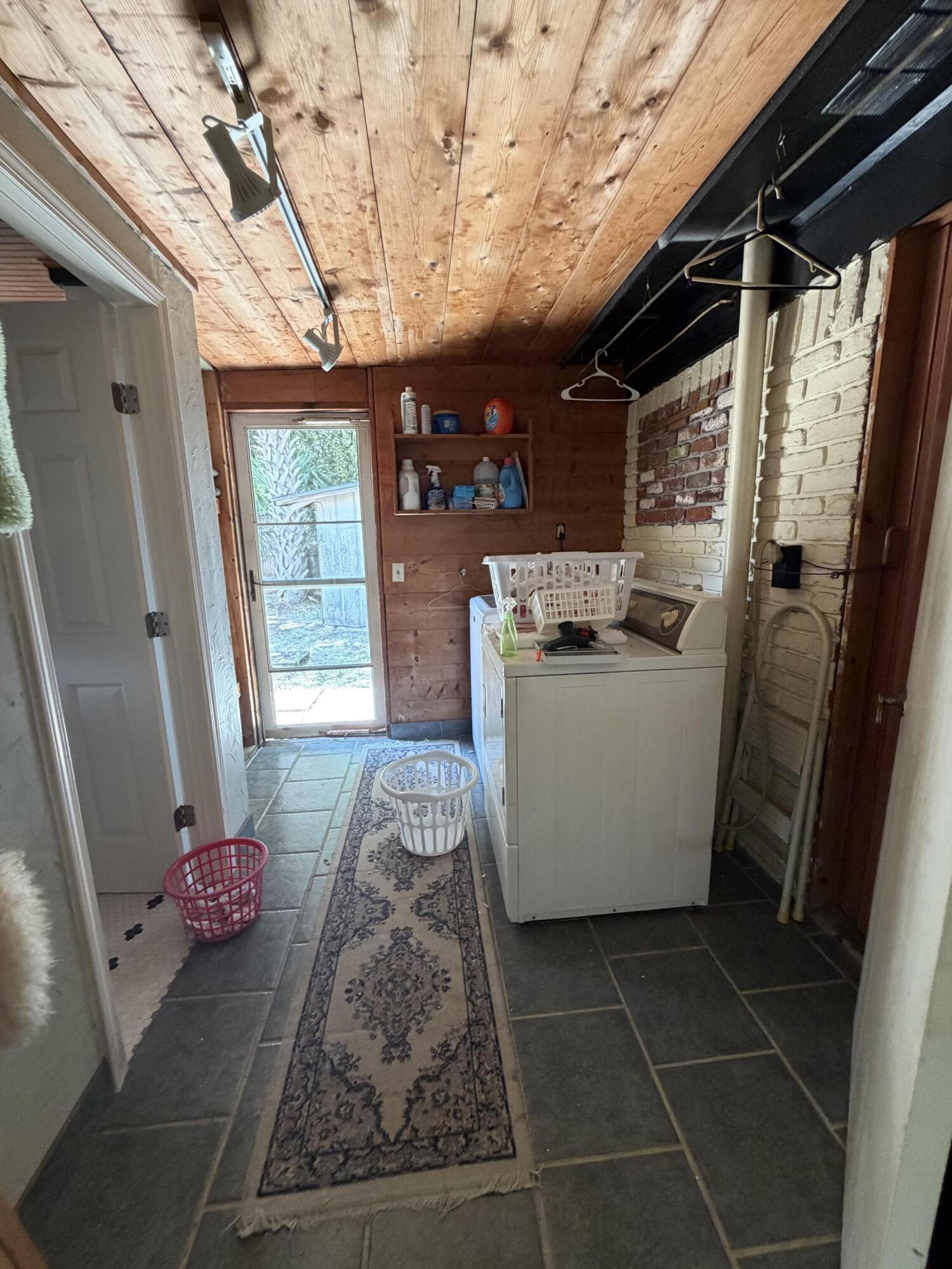 CALHOUN S/D TO DESTIN - Residential