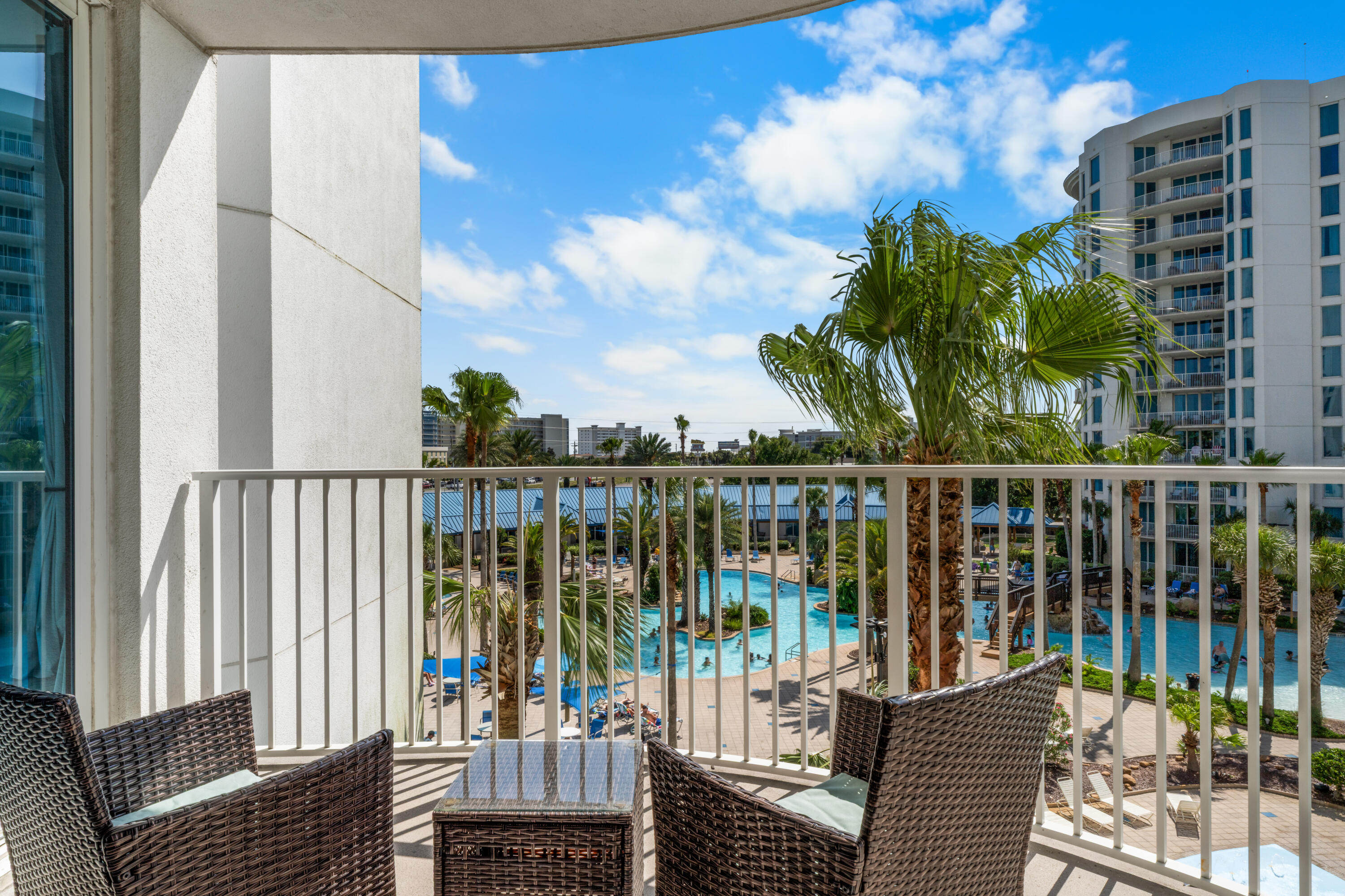 THE PALMS OF DESTIN - Residential