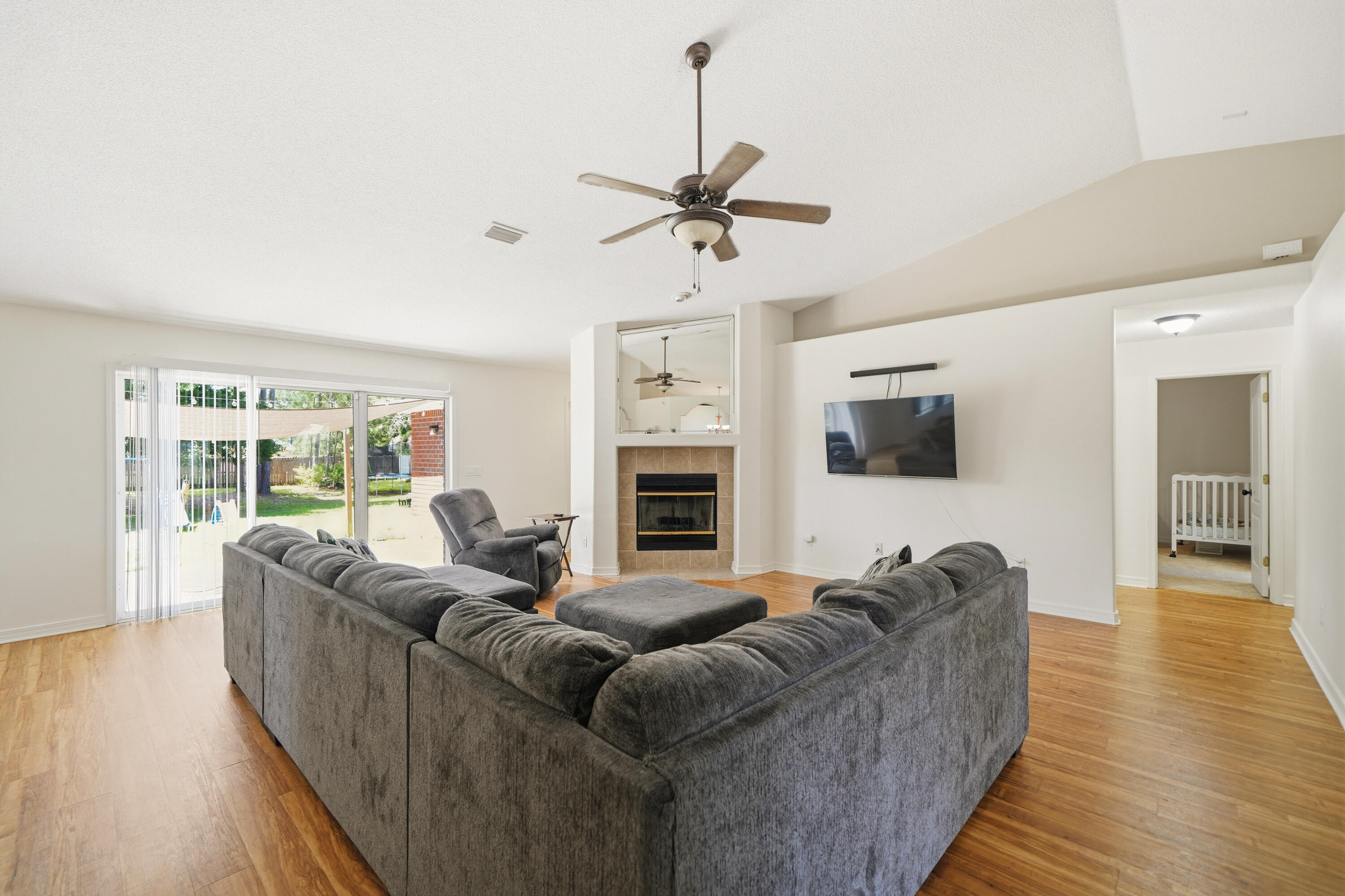 HOLLEY BY THE SEA - Residential