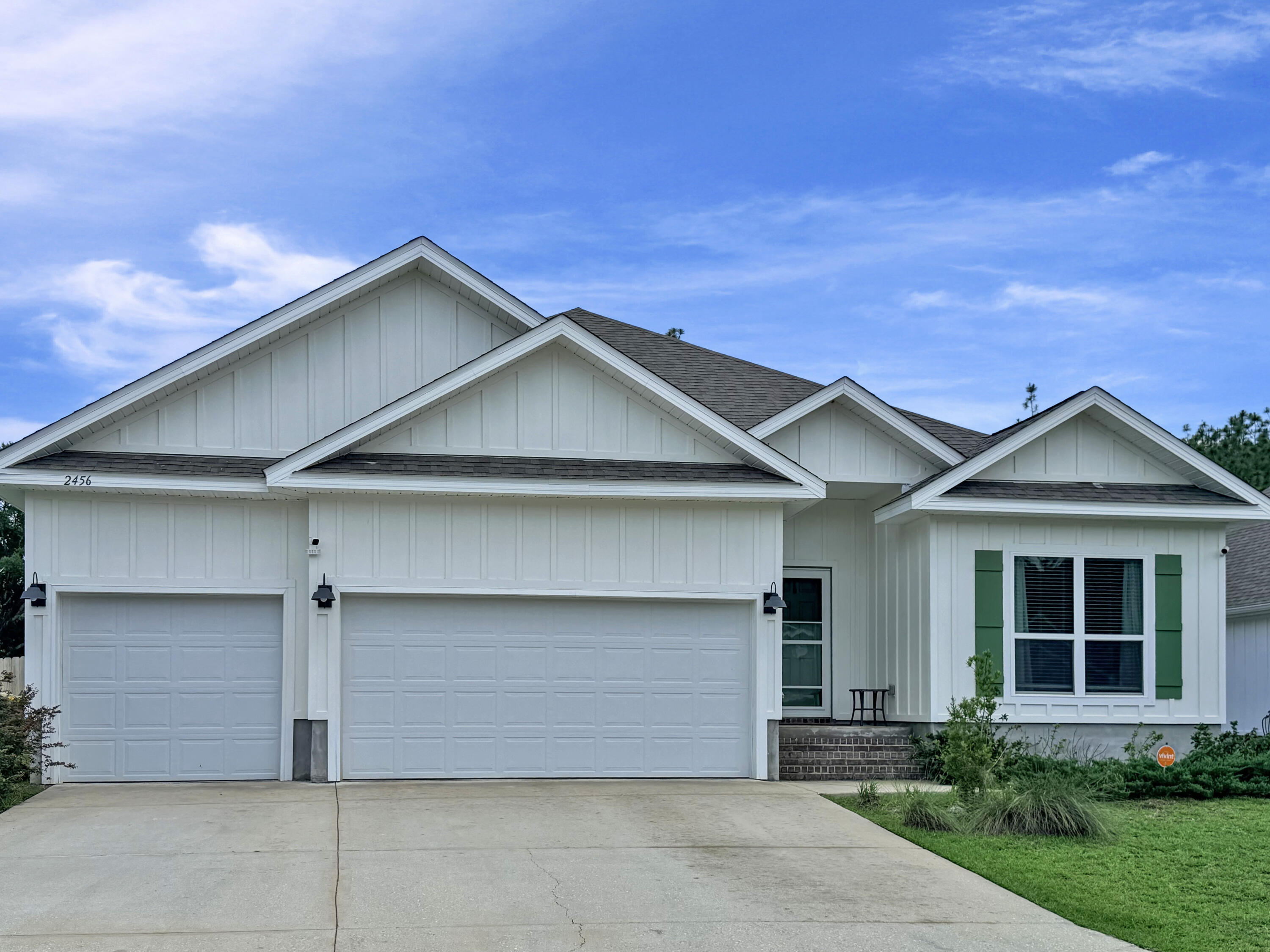 HILLWOOD ESTATES - Residential