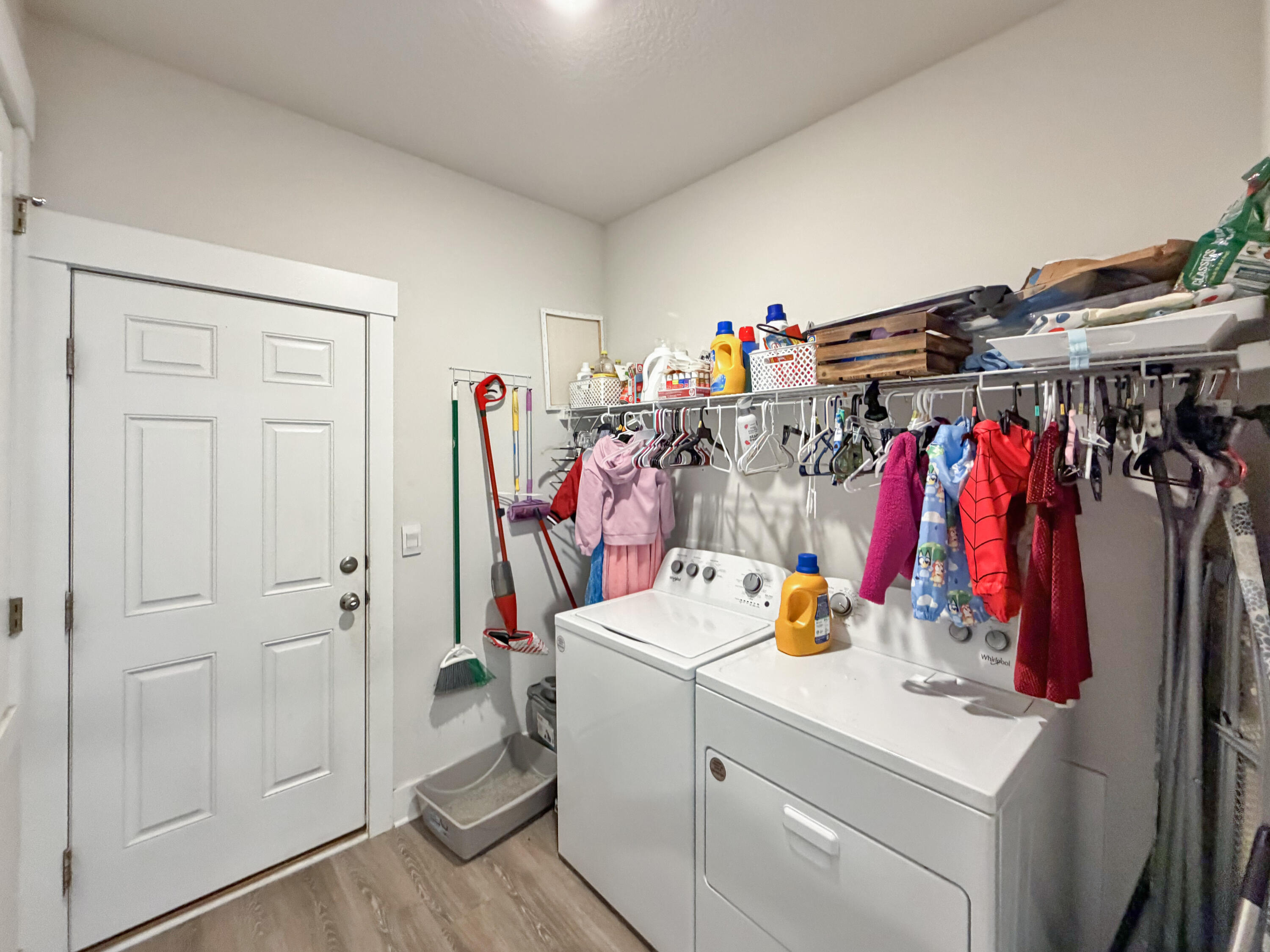 HILLWOOD ESTATES - Residential