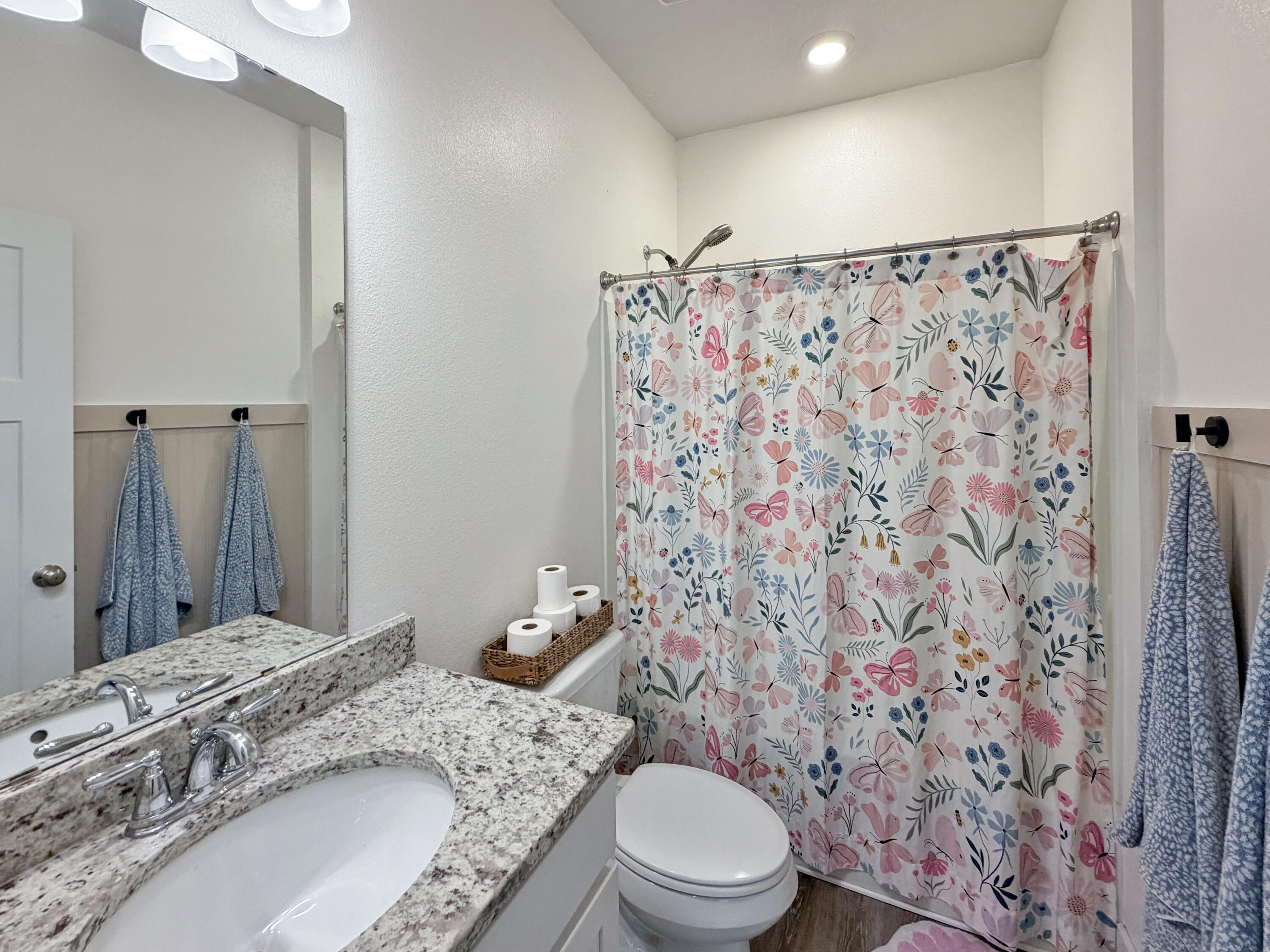 HILLWOOD ESTATES - Residential