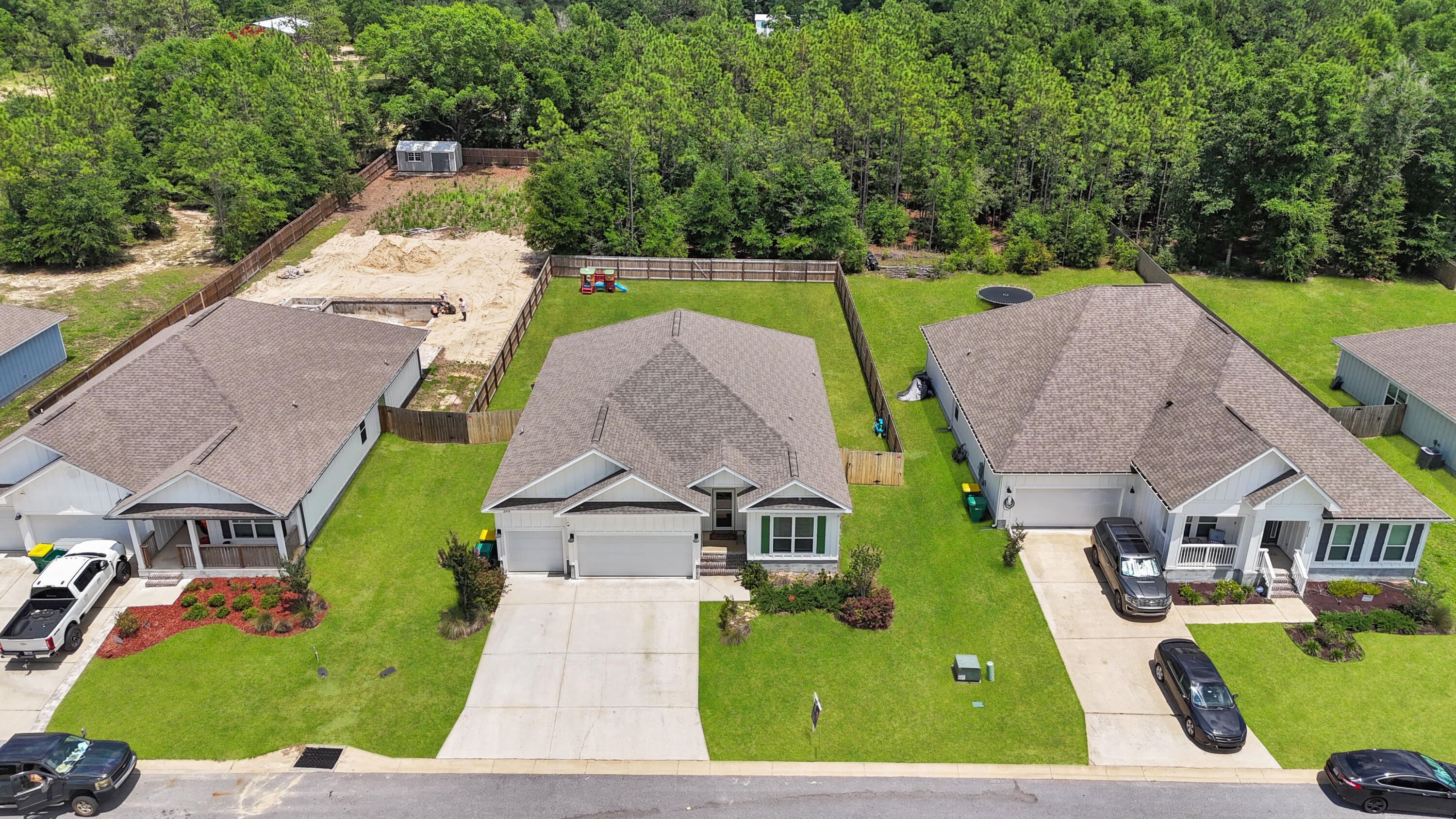 HILLWOOD ESTATES - Residential