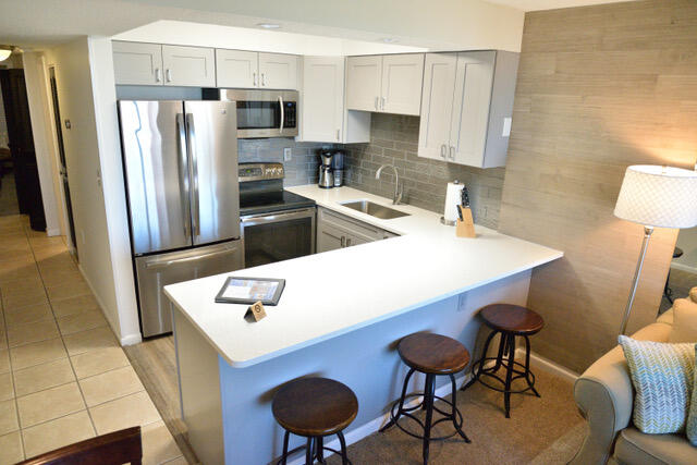JETTY EAST CONDO - Residential