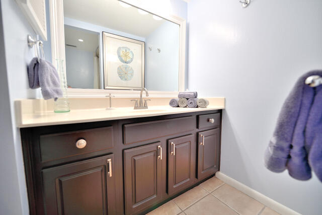 JETTY EAST CONDO - Residential