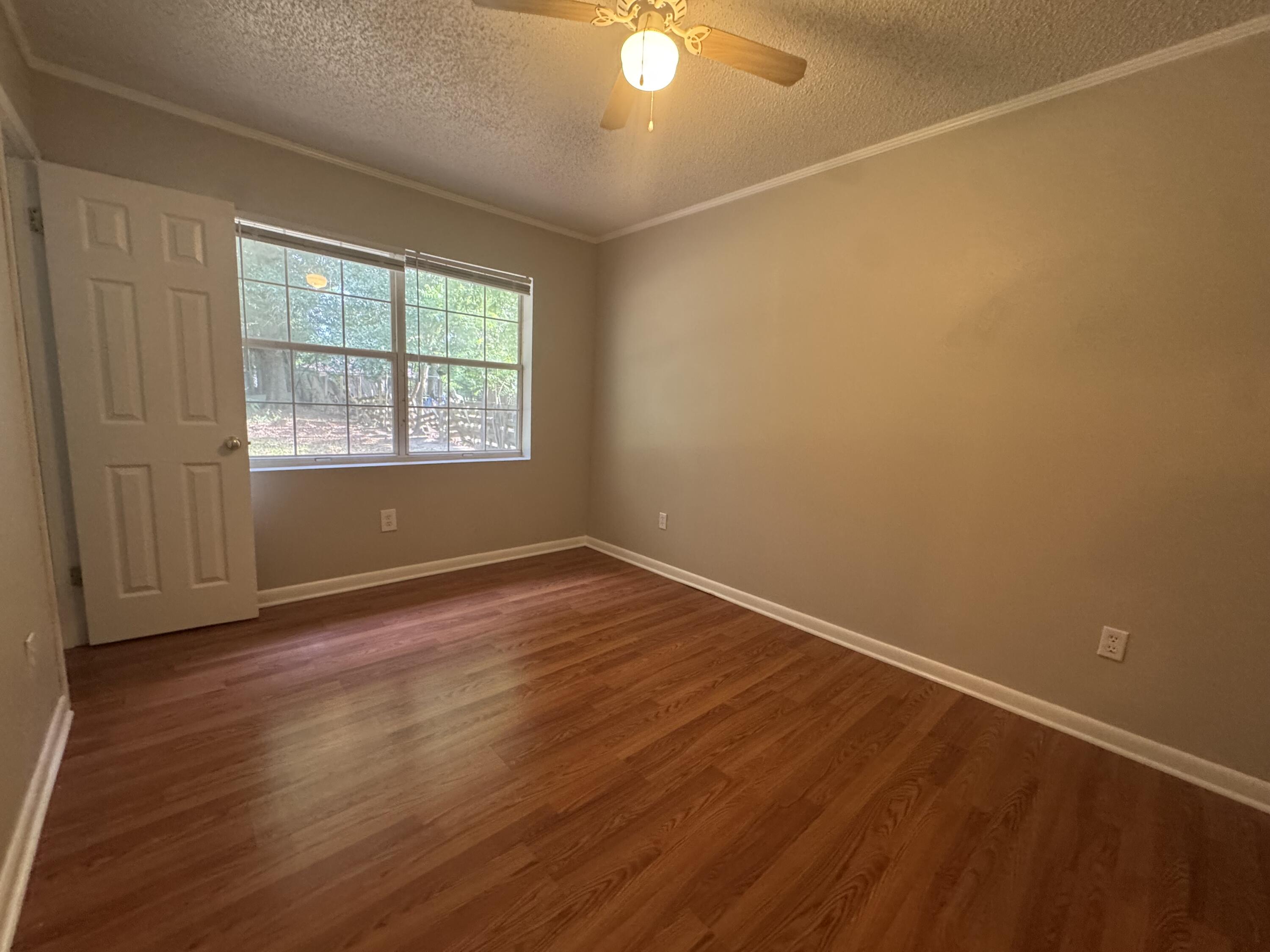 METES & BOUNDS - Residential Lease