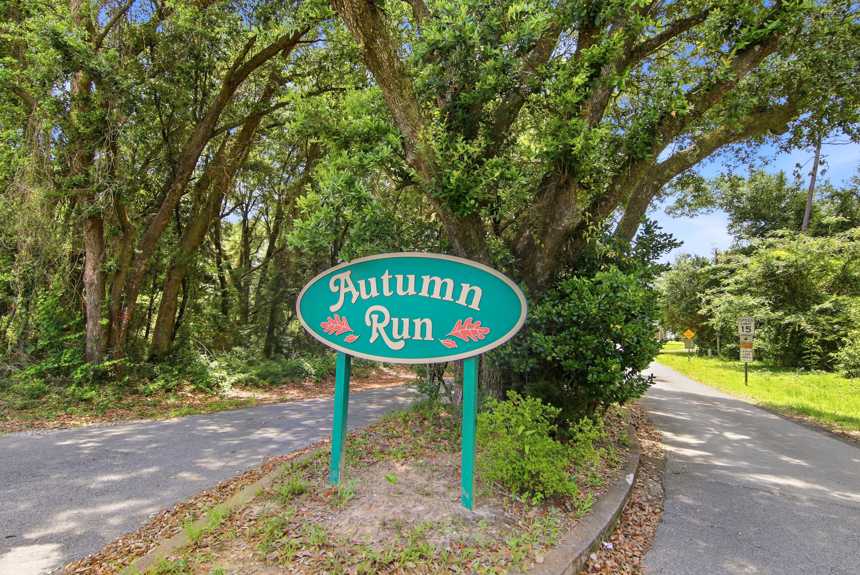 AUTUMN RUN NORTH - Residential