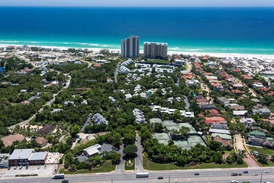 HIDDEN DUNES BEACH COTTAGES 2 - Residential